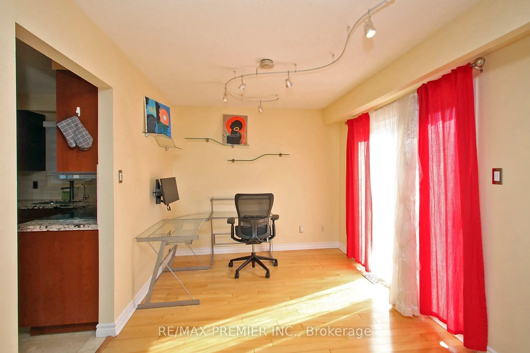 600 Stonebridge Lane