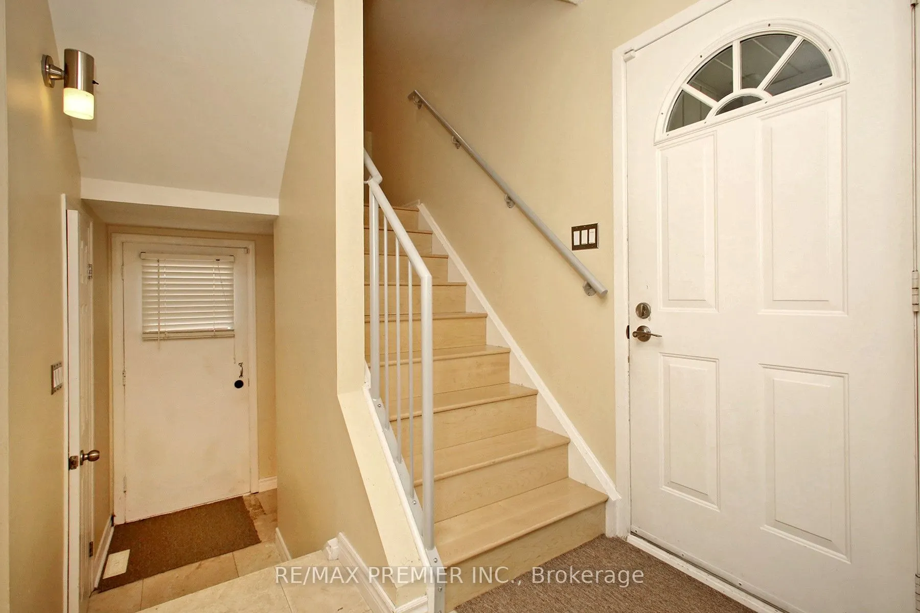 600 Stonebridge Lane