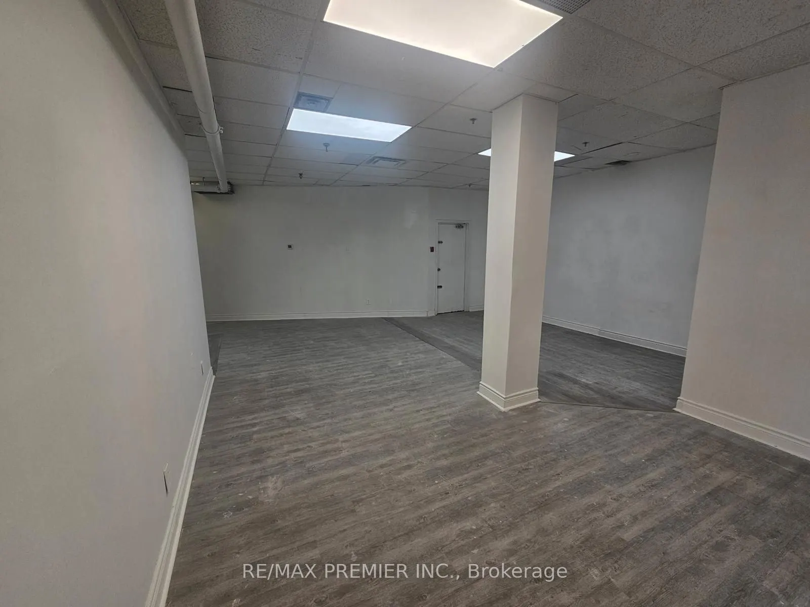 880 Ellesmere Road, #S101