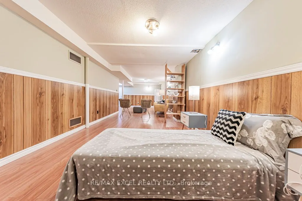 21 Brimstone Crescent