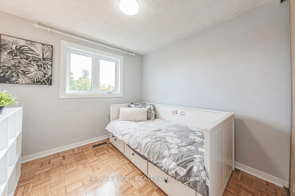 21 Brimstone Crescent