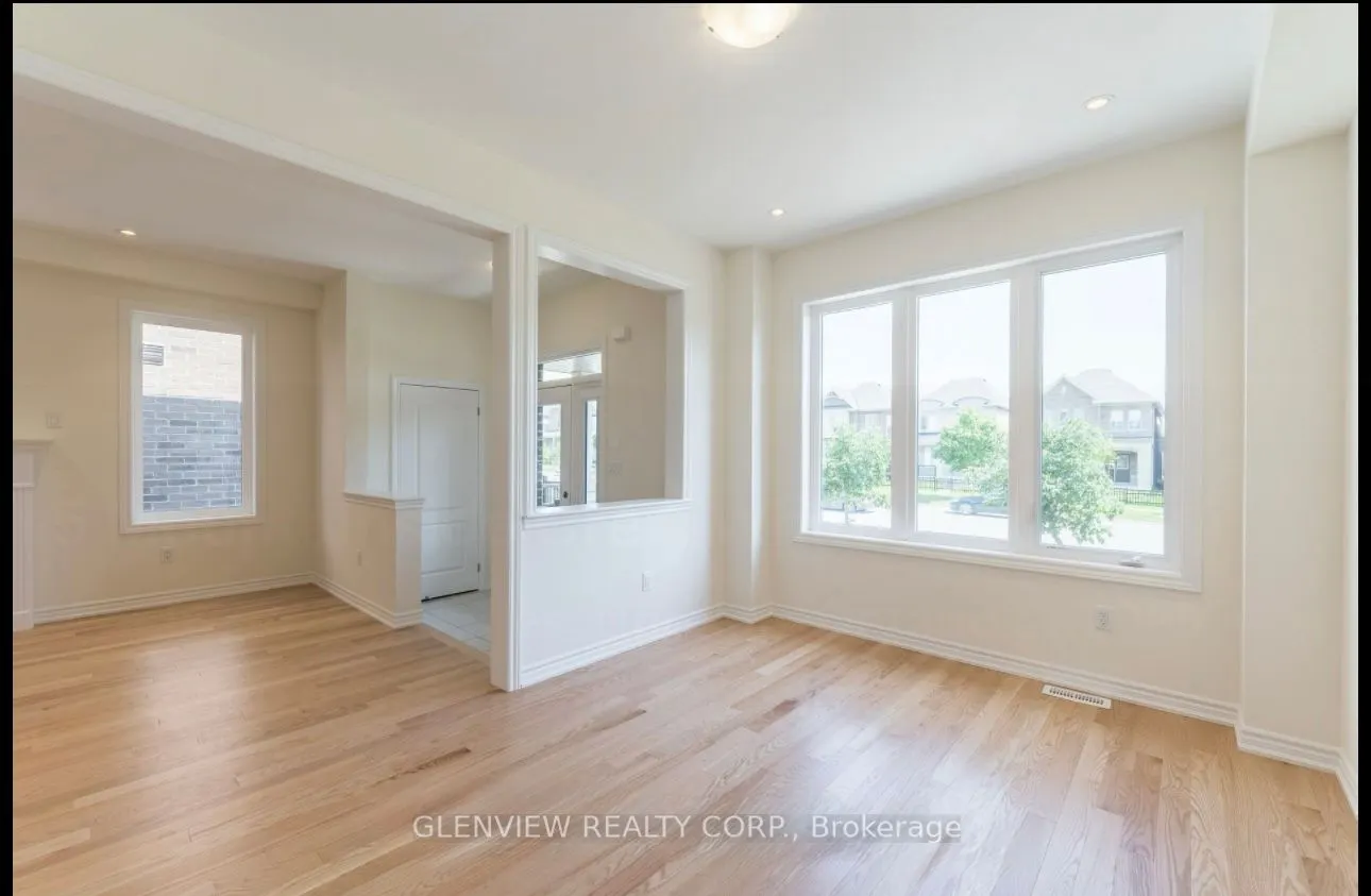 5 Mountainside Crescent