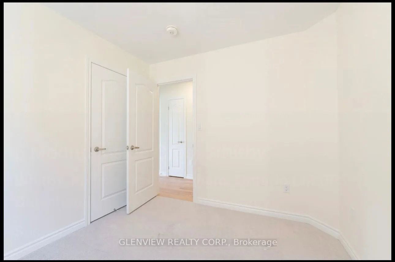 5 Mountainside Crescent