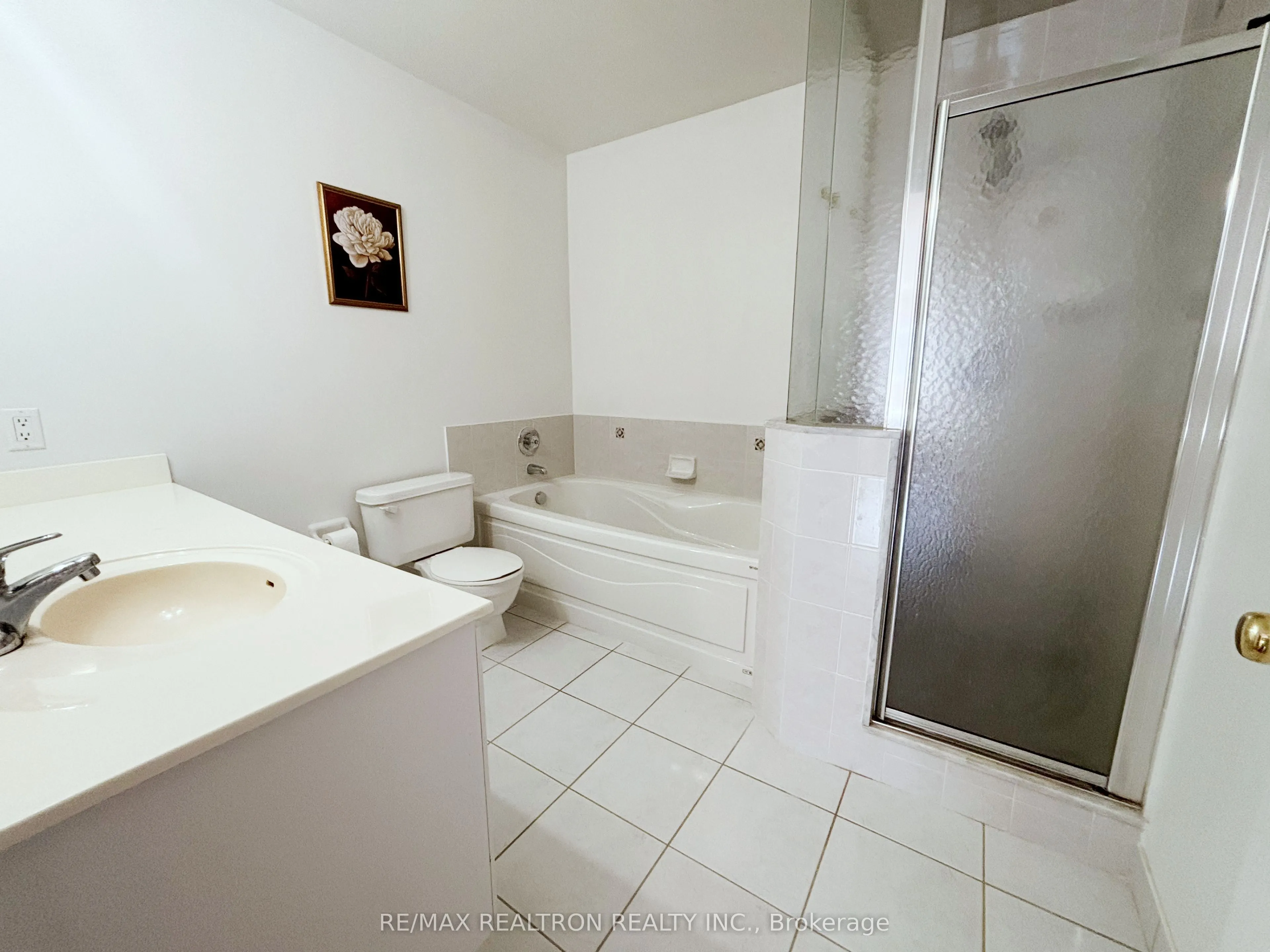 1881 McNicoll Avenue, #303