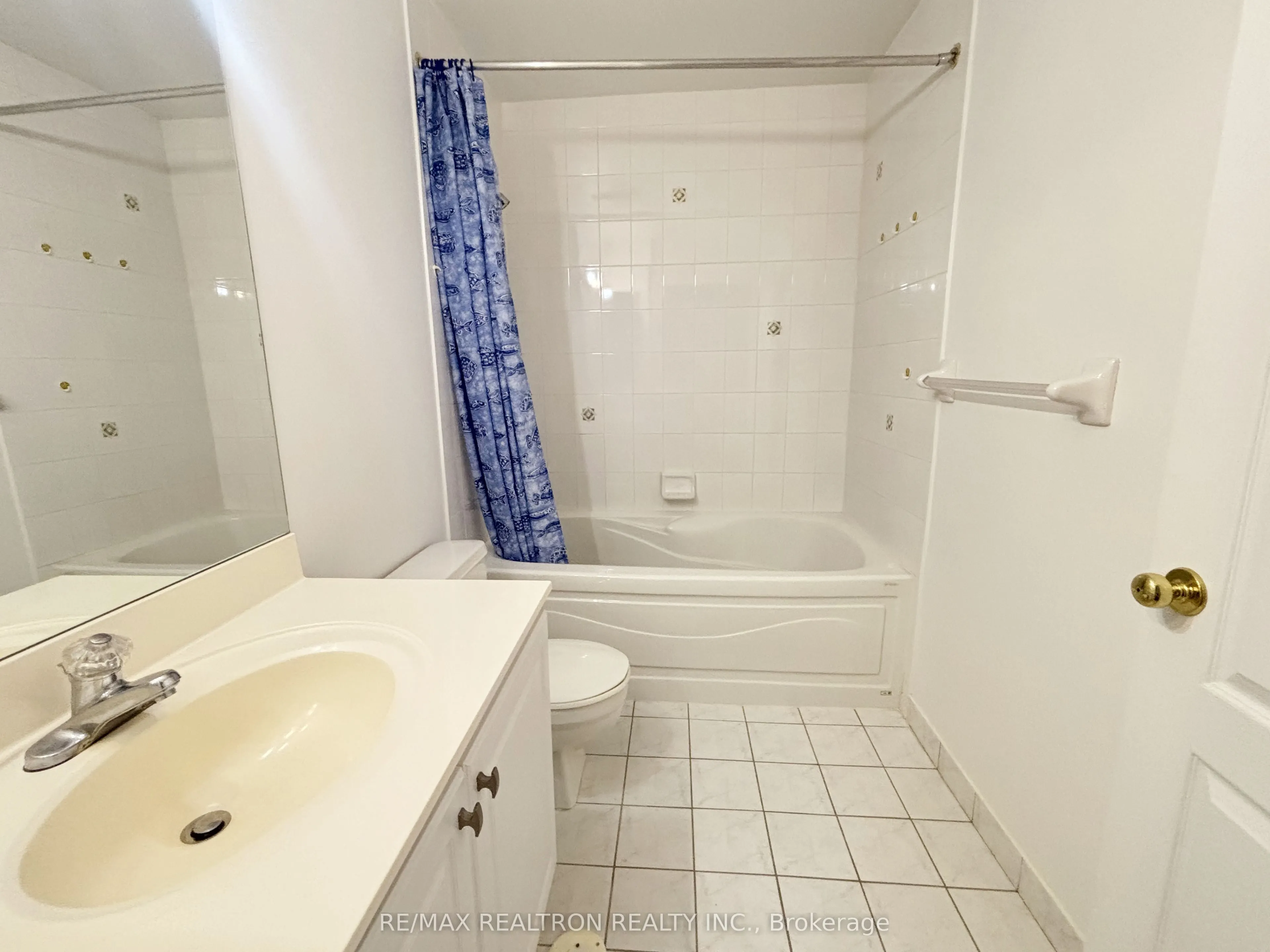 1881 McNicoll Avenue, #303