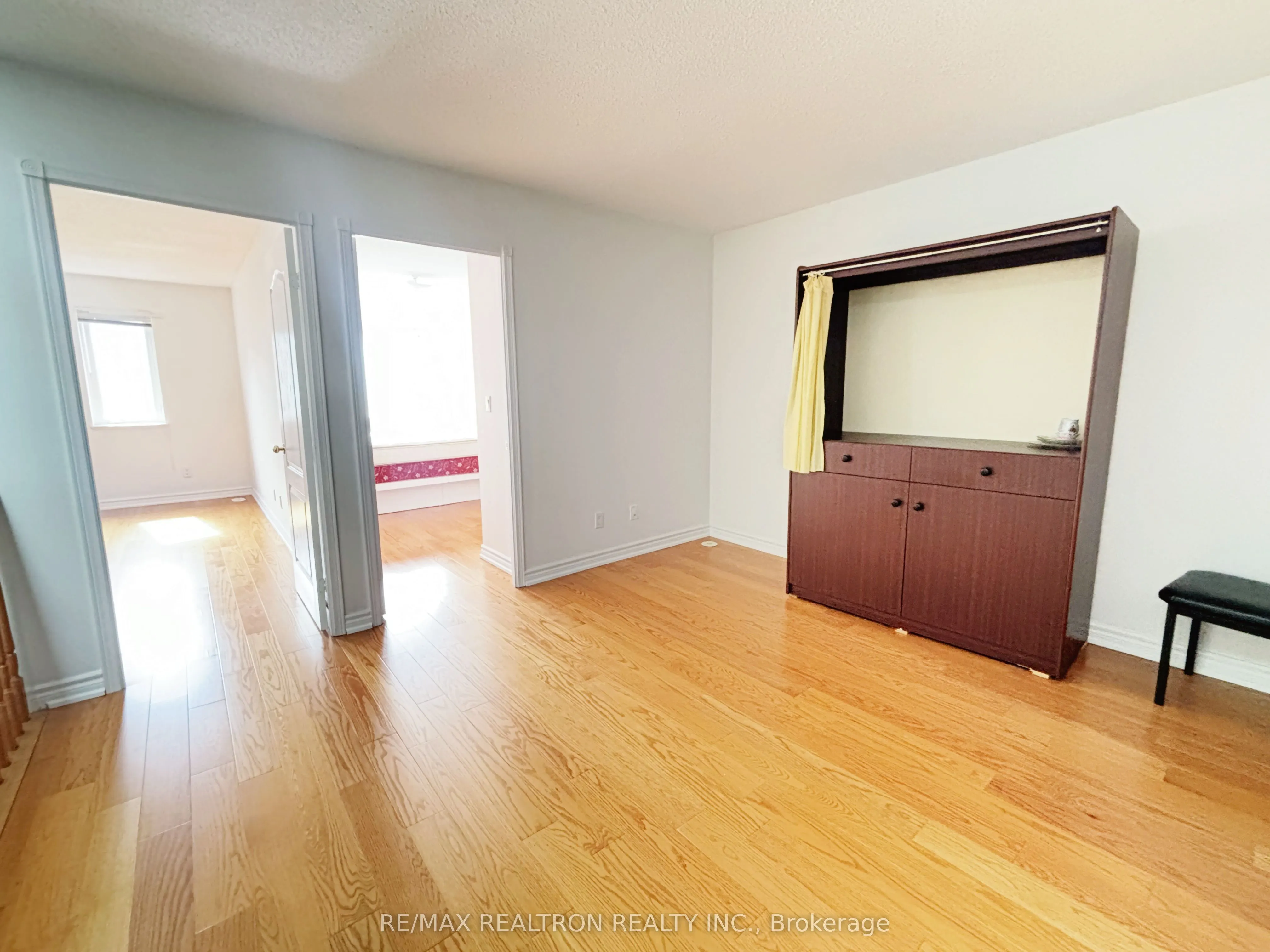 1881 McNicoll Avenue, #303