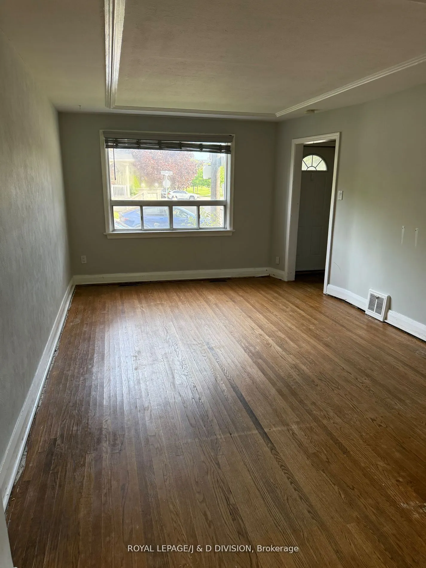 2333 Gerrard Street E