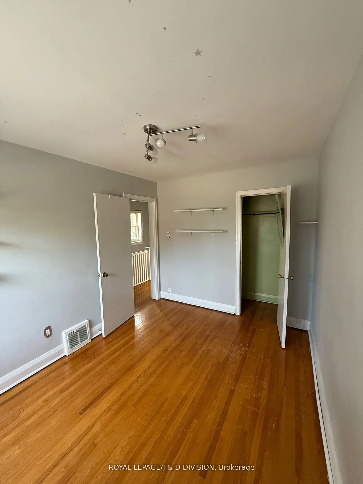 2333 Gerrard Street E