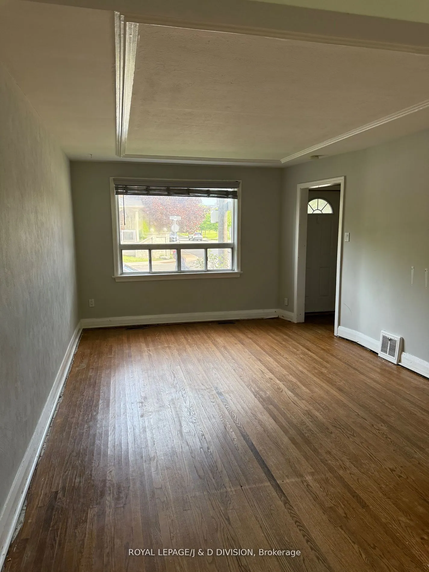 2333 Gerrard Street E