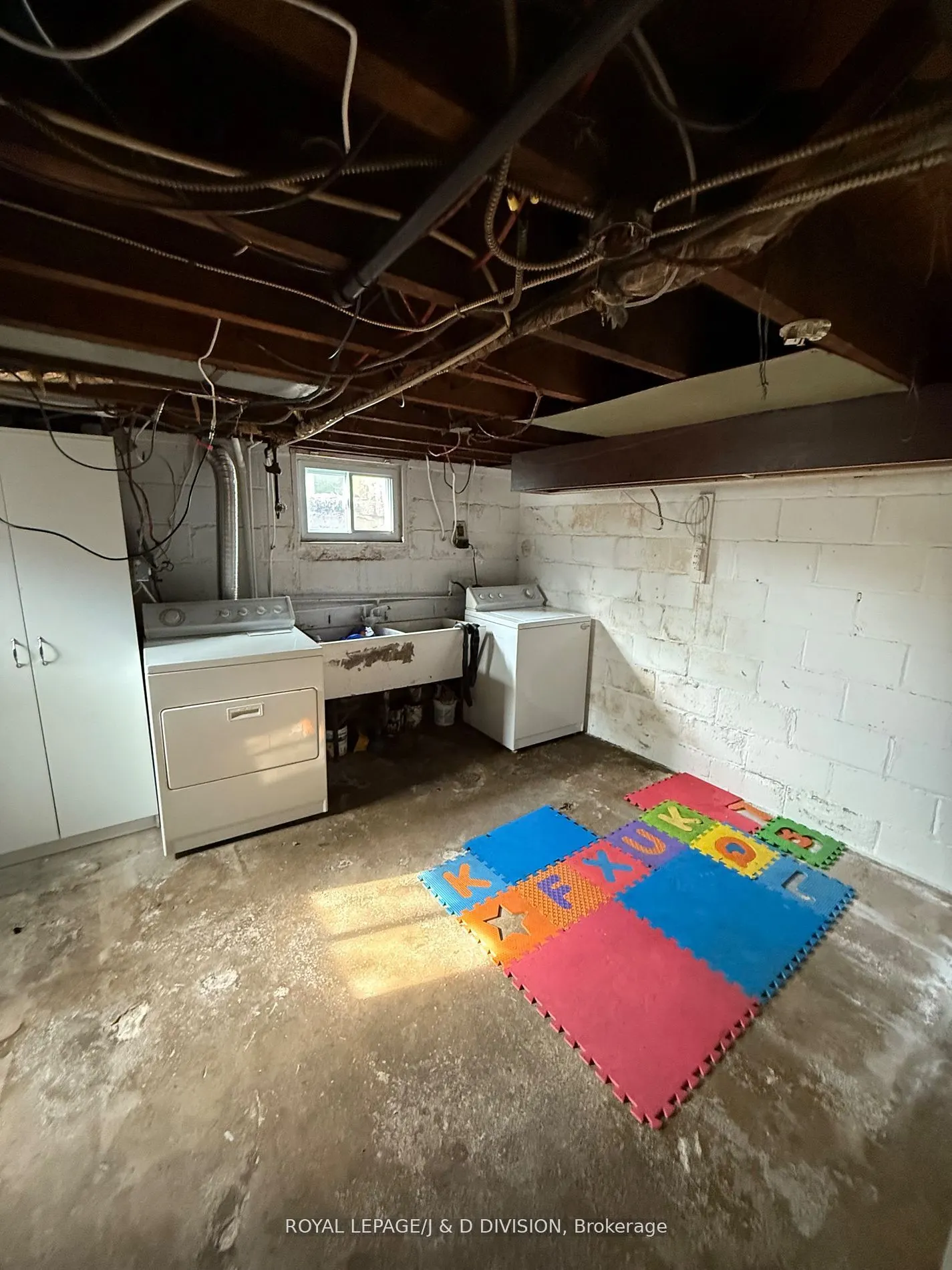 2333 Gerrard Street E