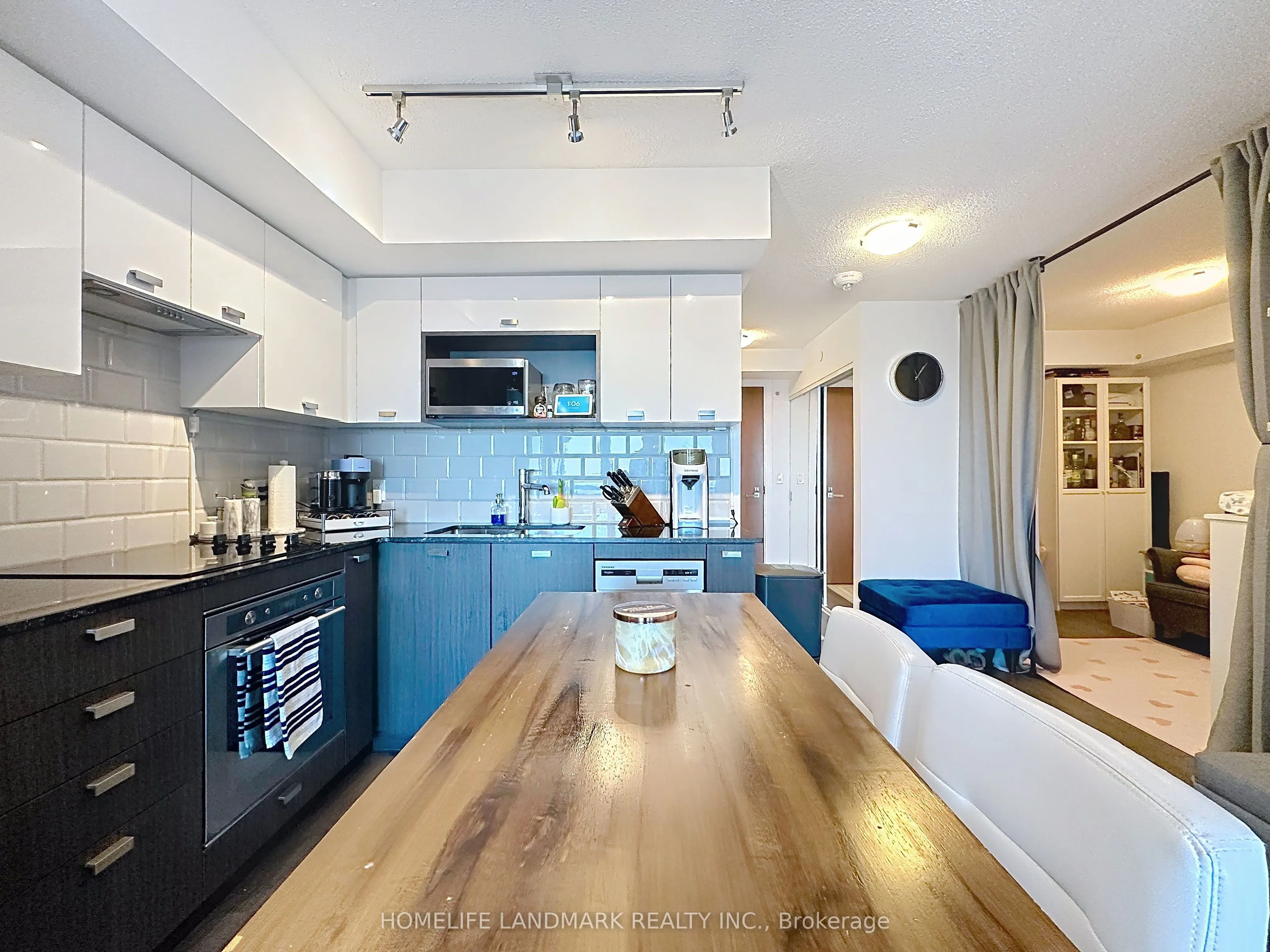 275 Village Green Square, #2324