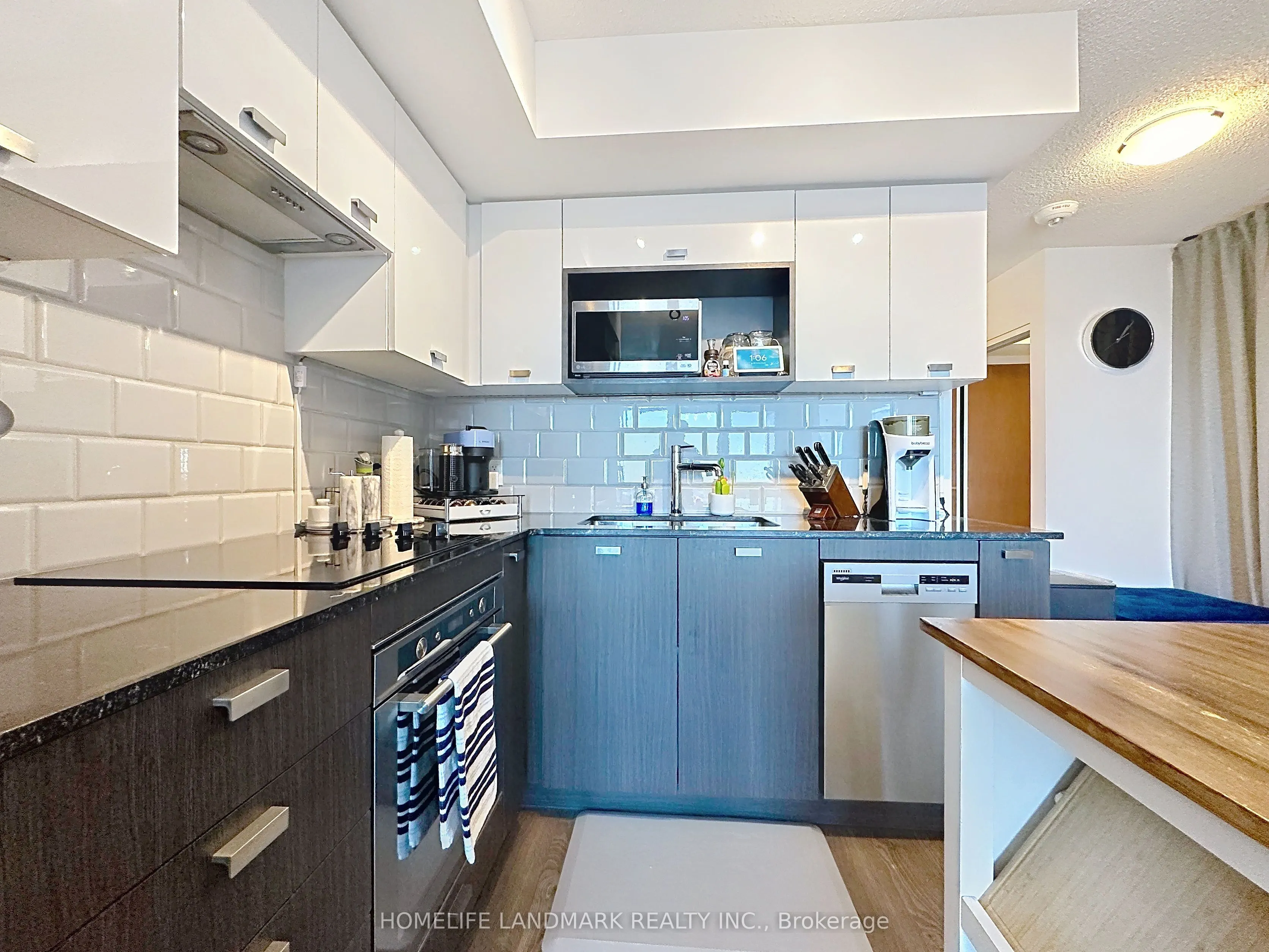 275 Village Green Square, #2324