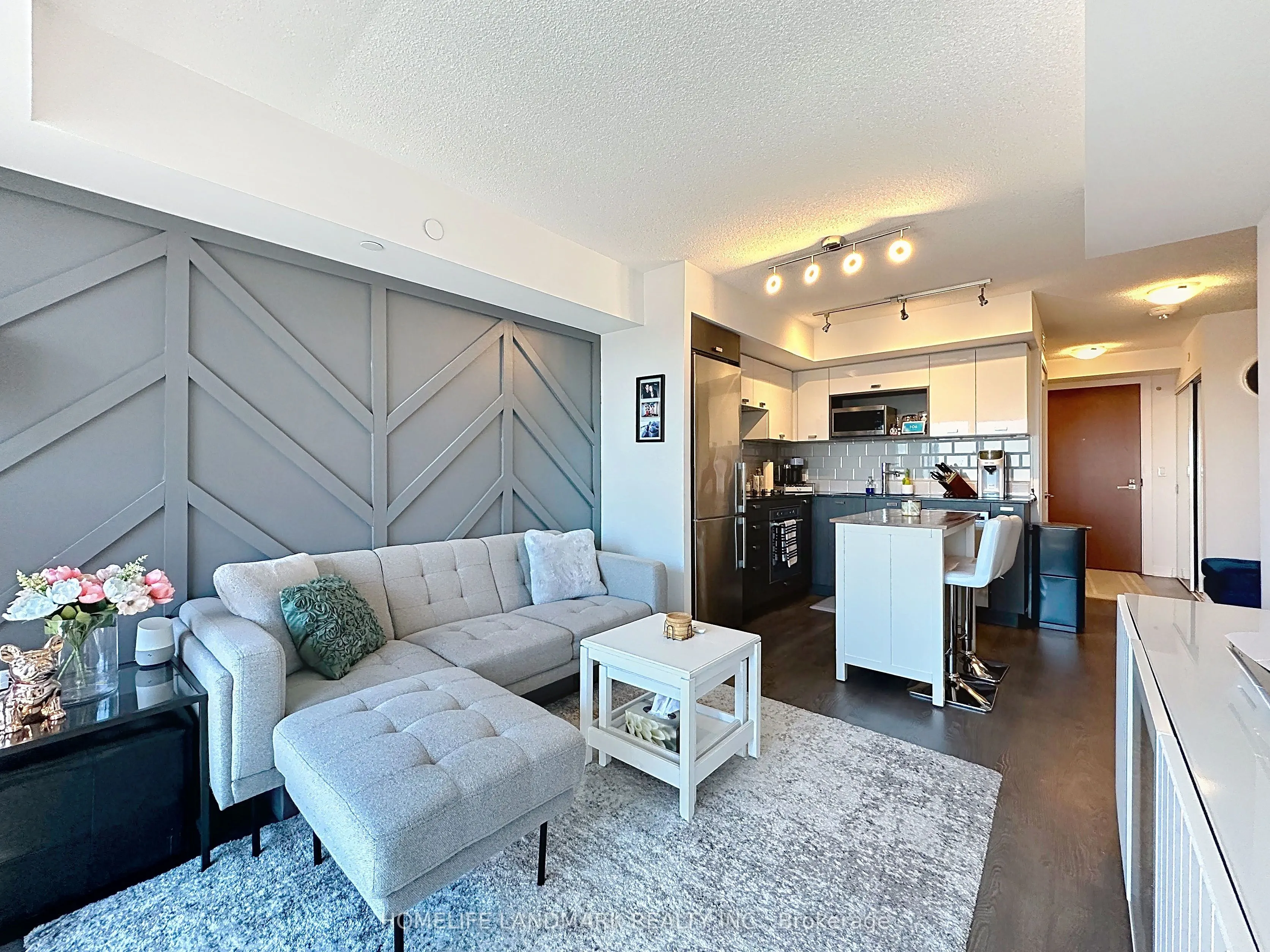 275 Village Green Square, #2324