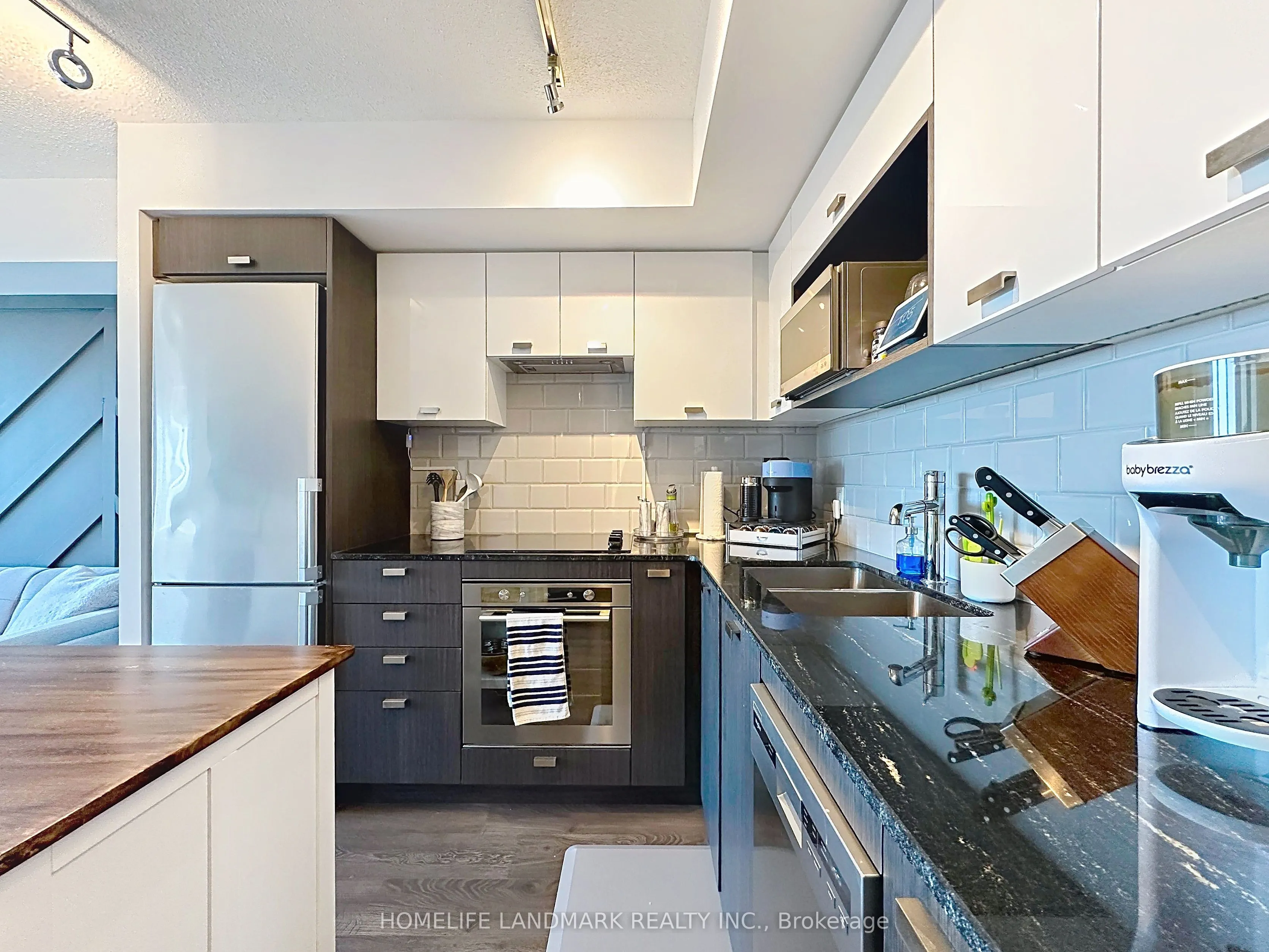 275 Village Green Square, #2324