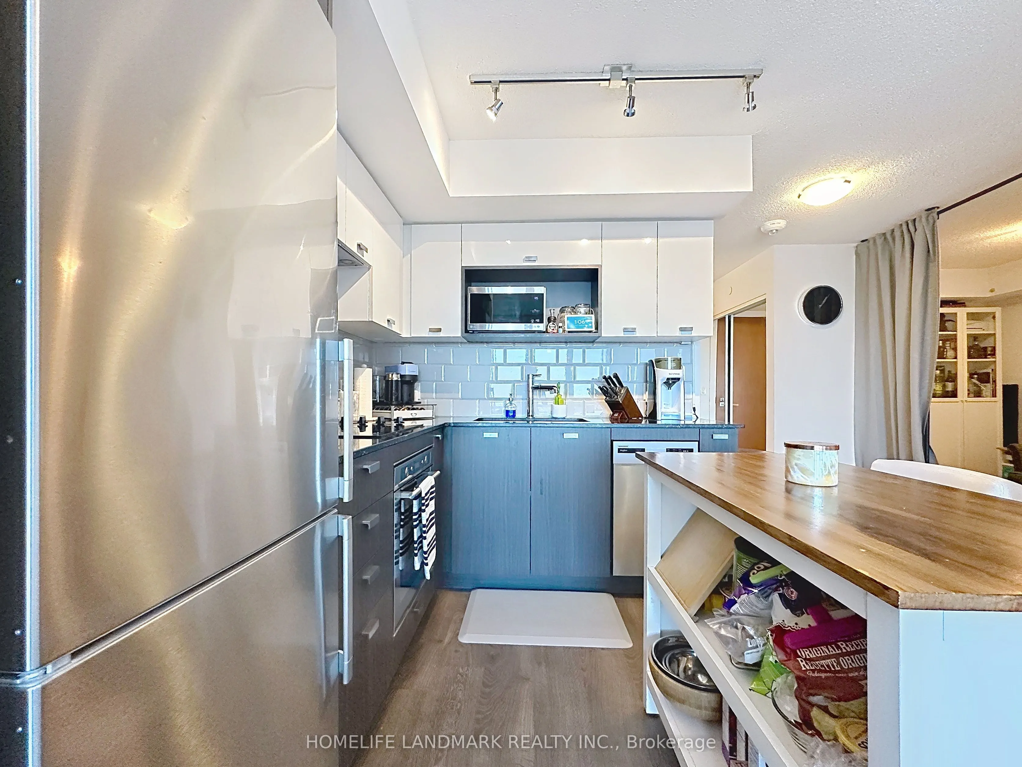 275 Village Green Square, #2324