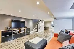 525 Milverton Boulevard