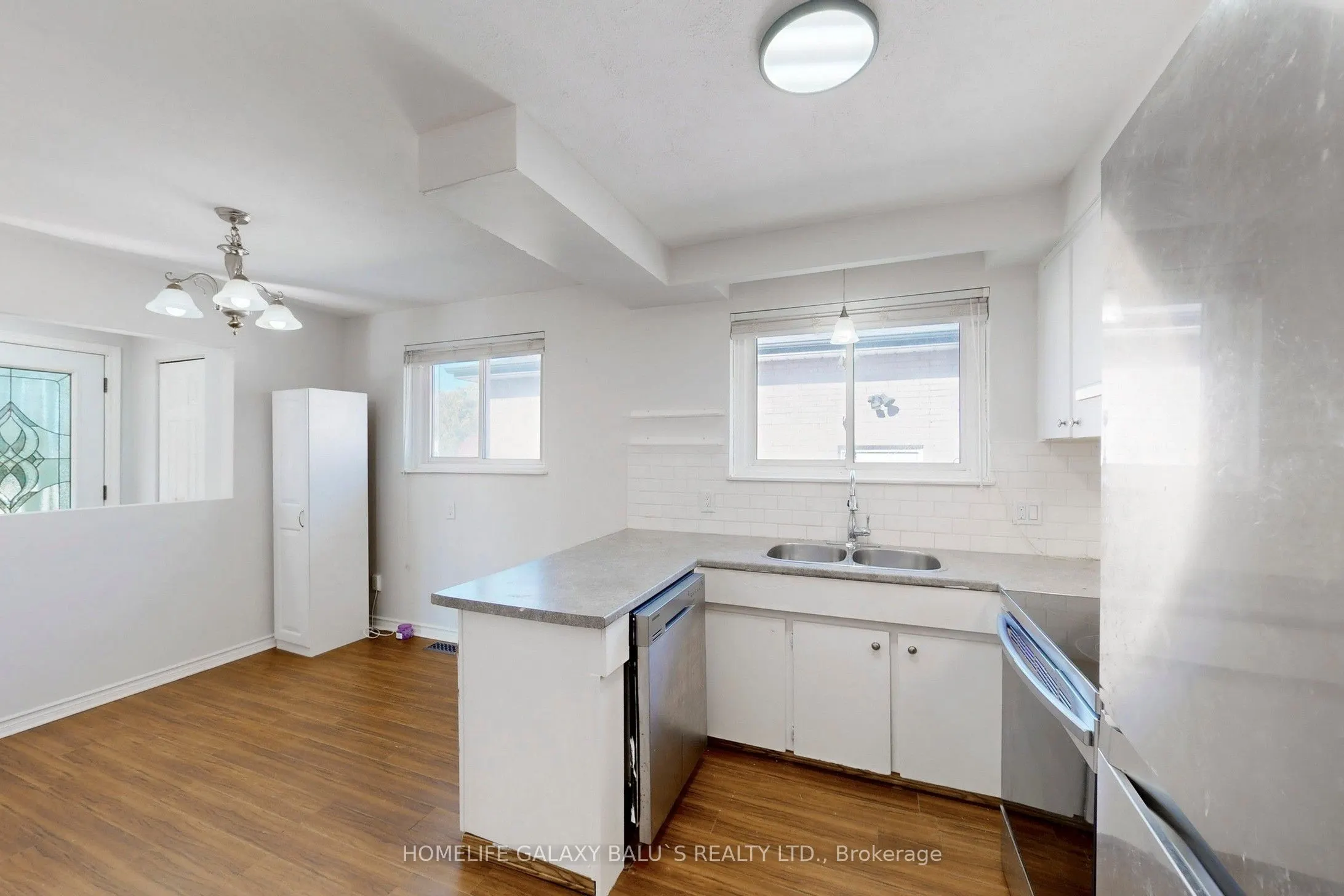 629 Park Road N, #Main