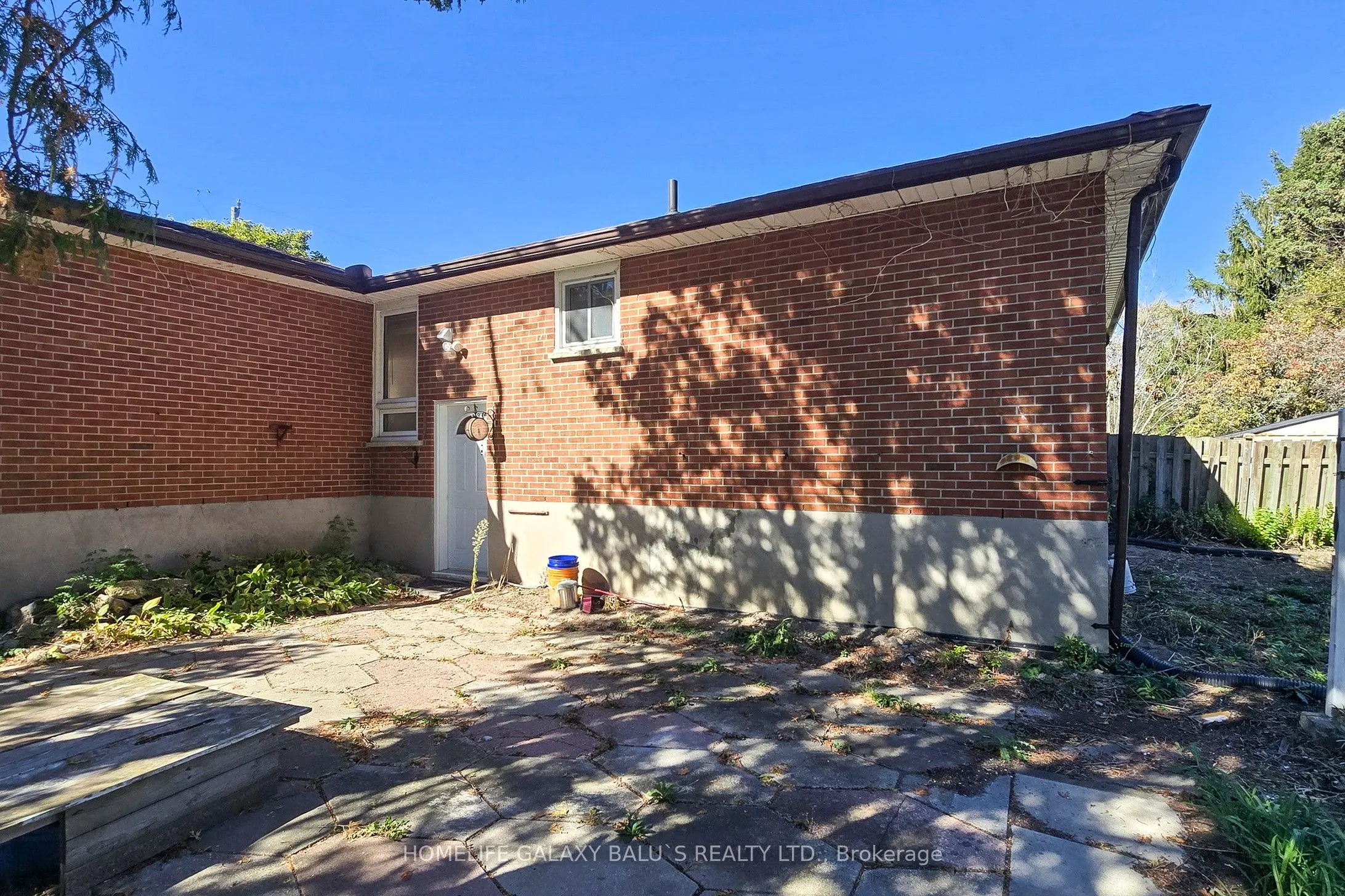 629 Park Road N, #Main