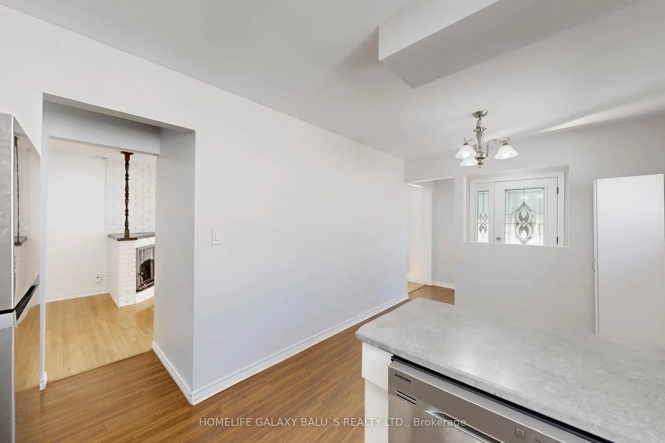 629 Park Road N, #Main