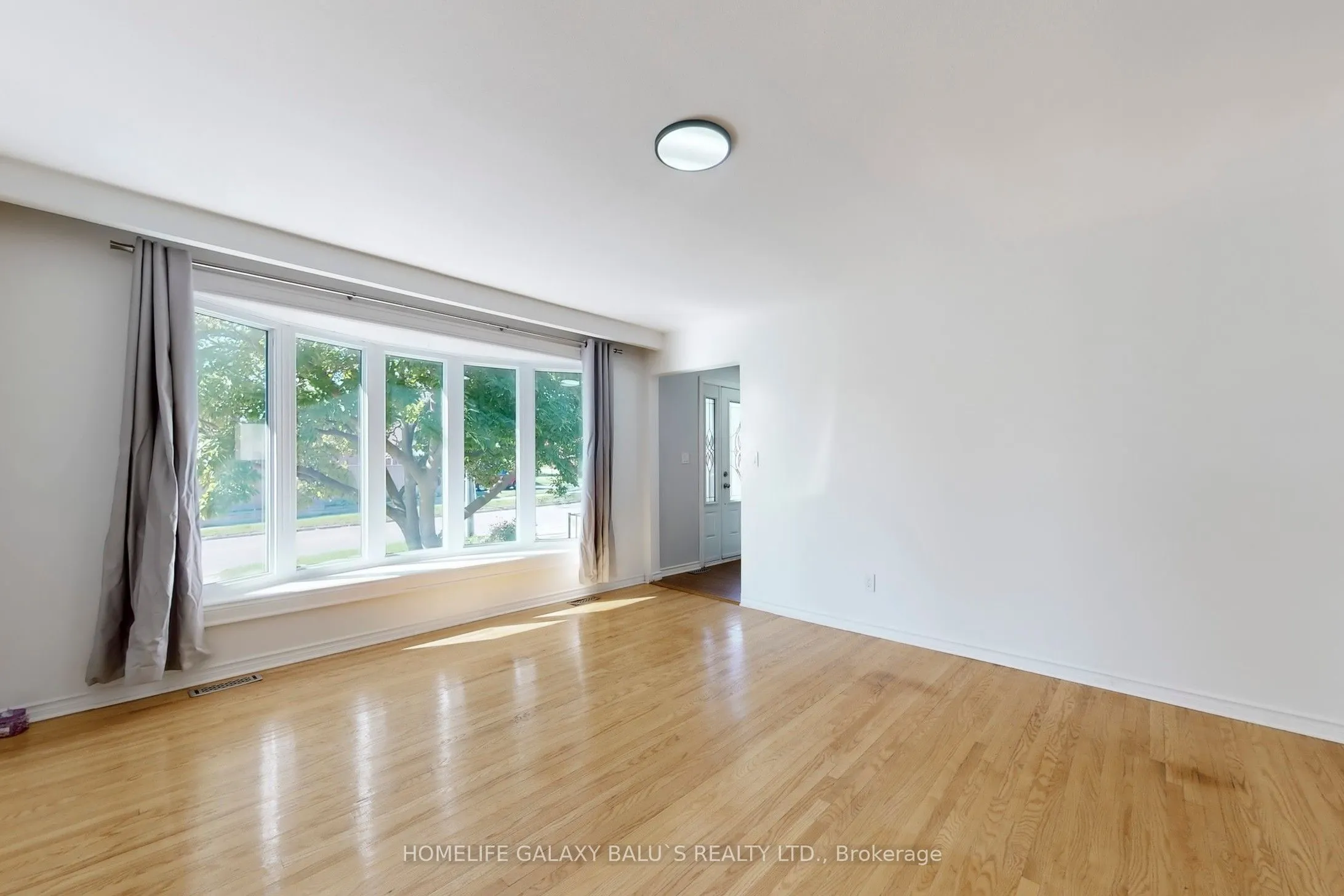 629 Park Road N, #Main