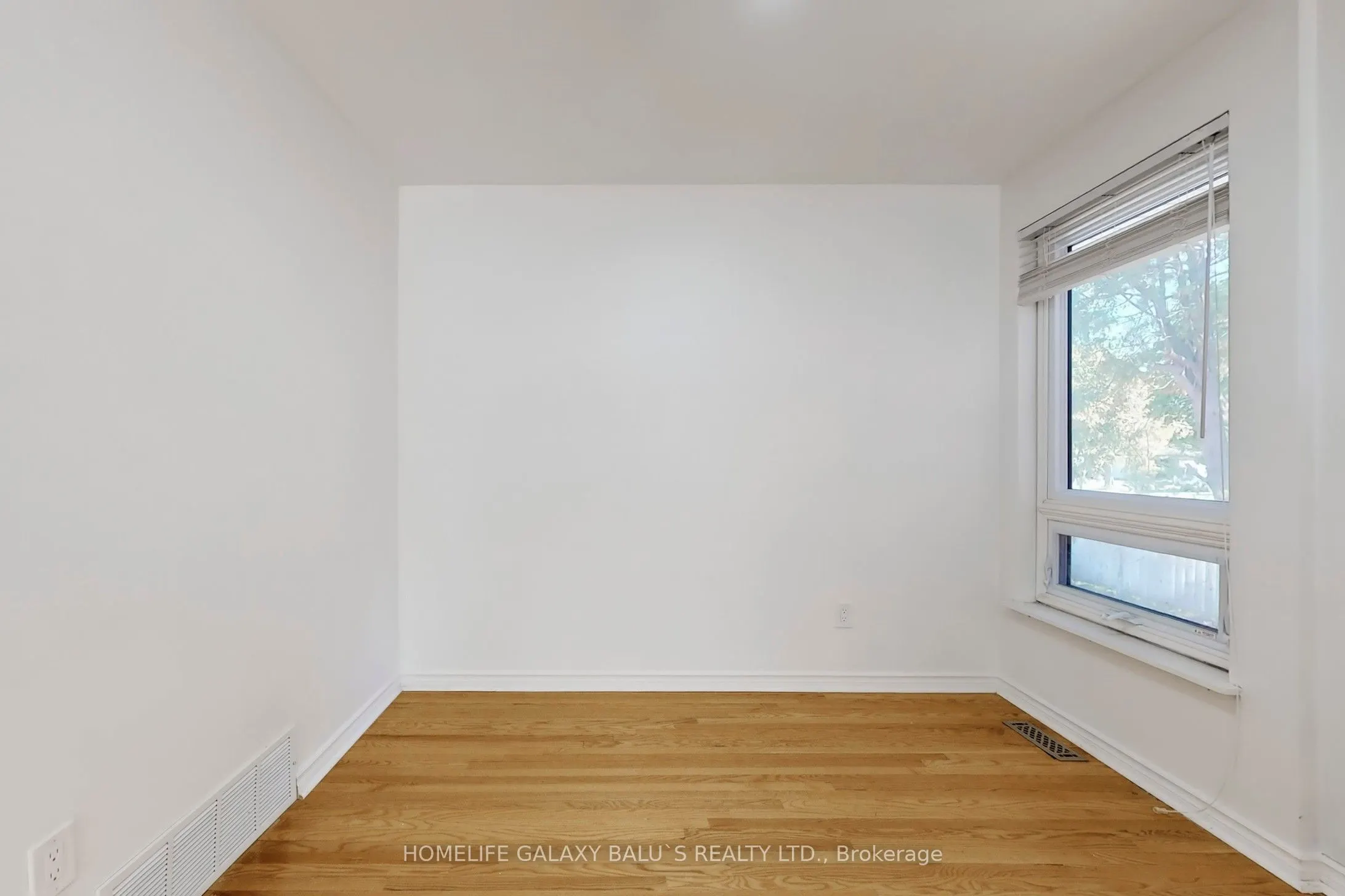 629 Park Road N, #Main