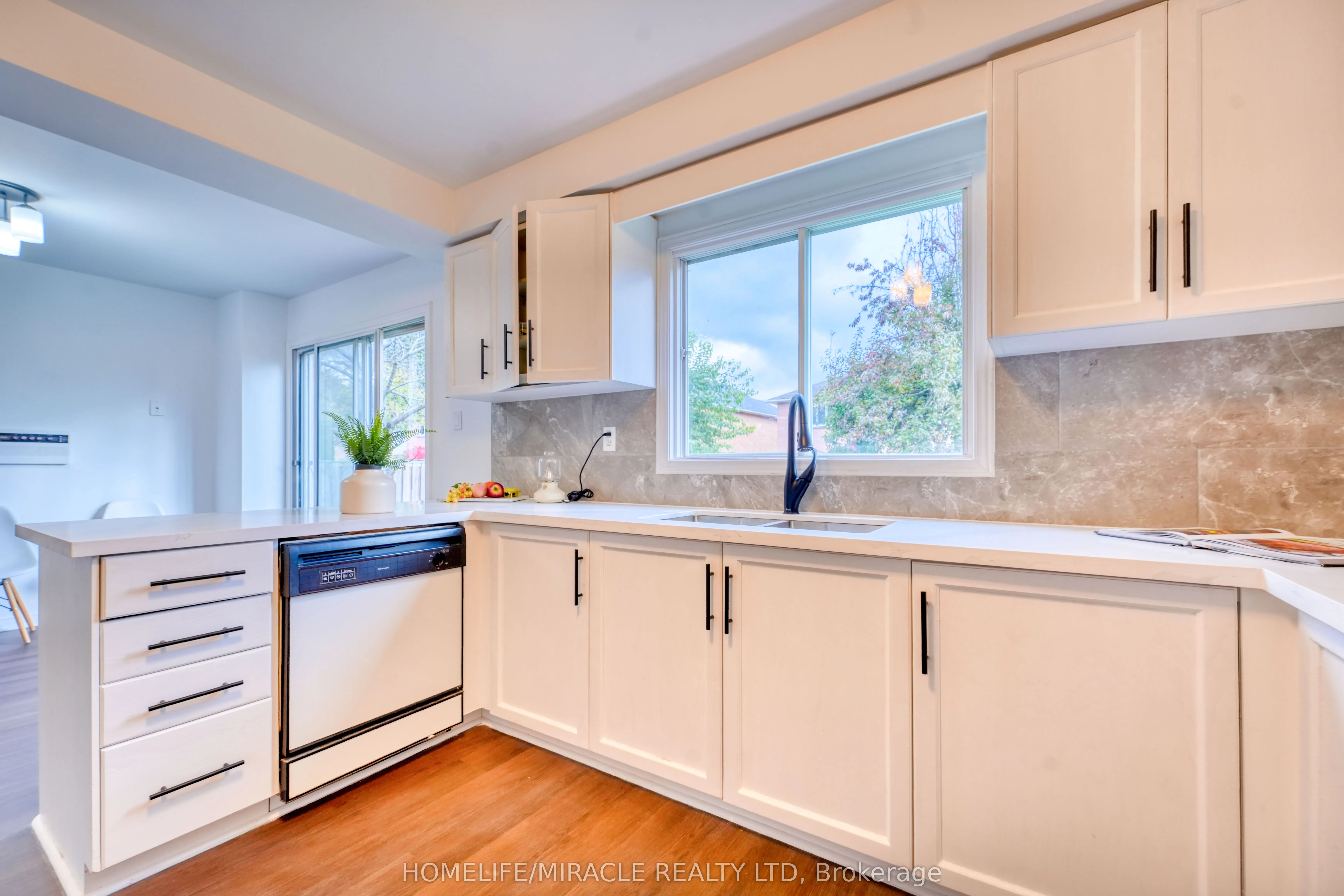 38 Falstaff Crescent