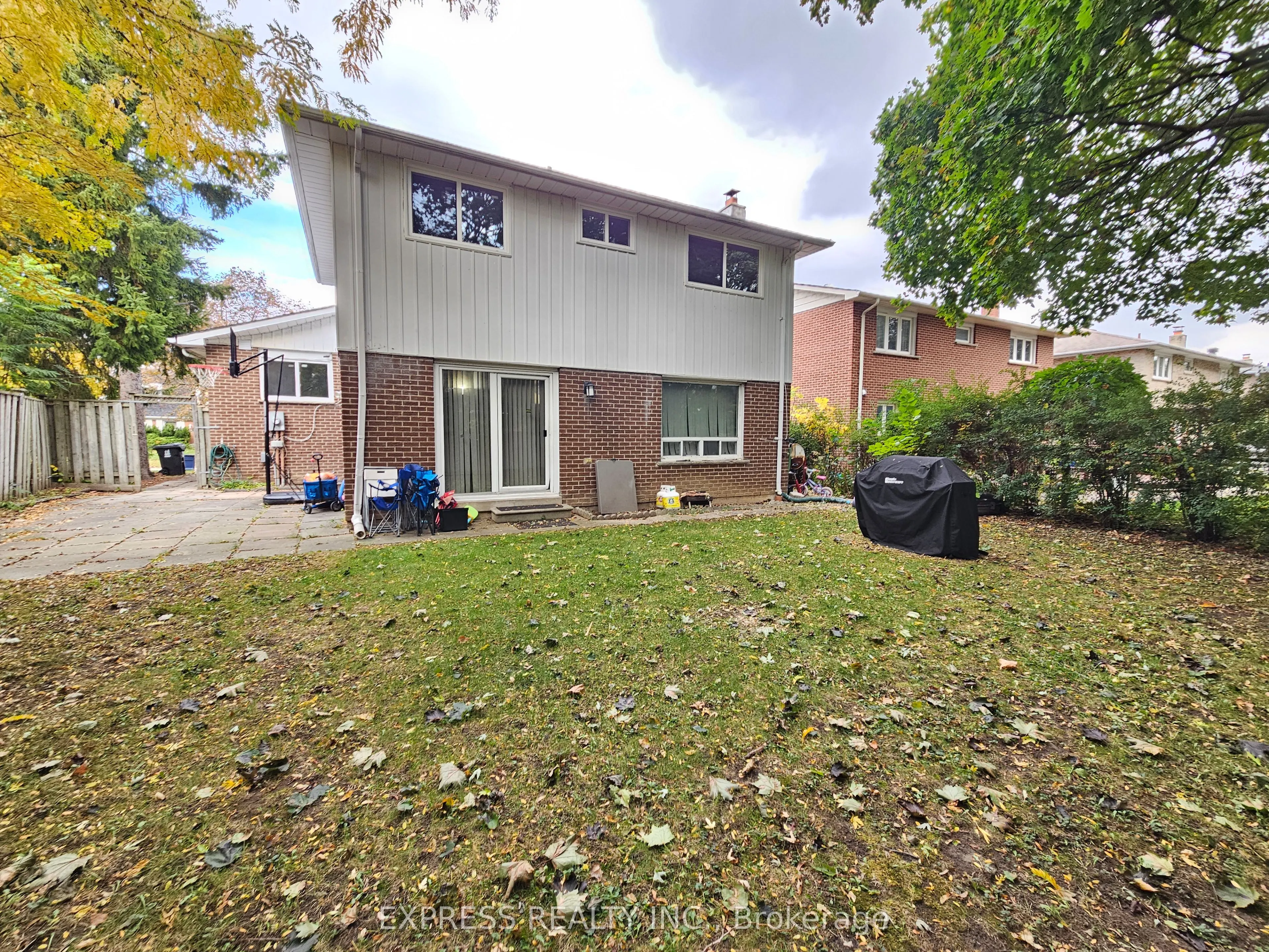 9 Beverly Glen Boulevard, #Main Level