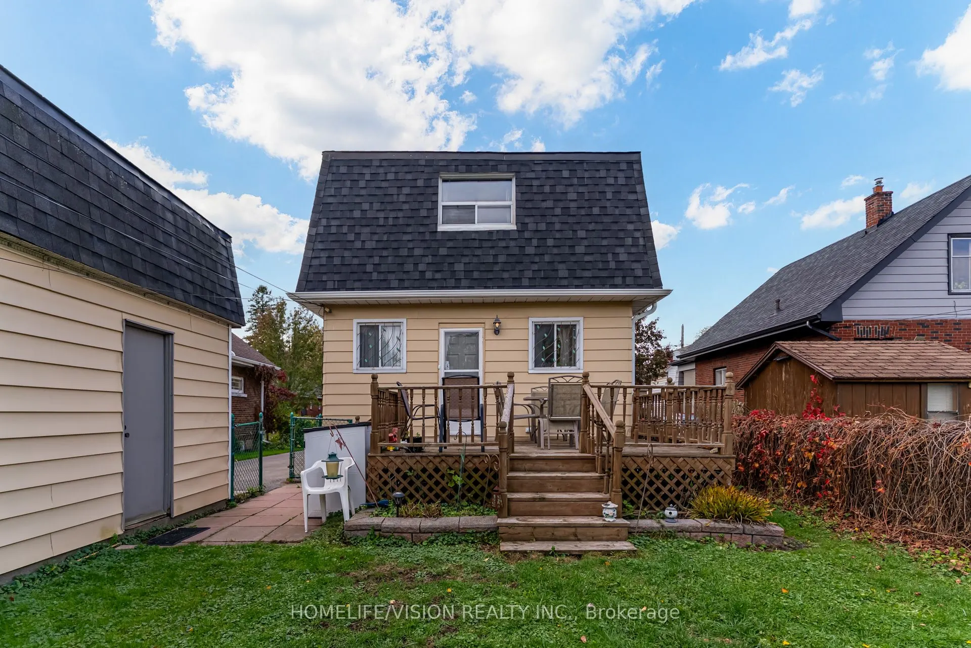 103 Gladstone Avenue