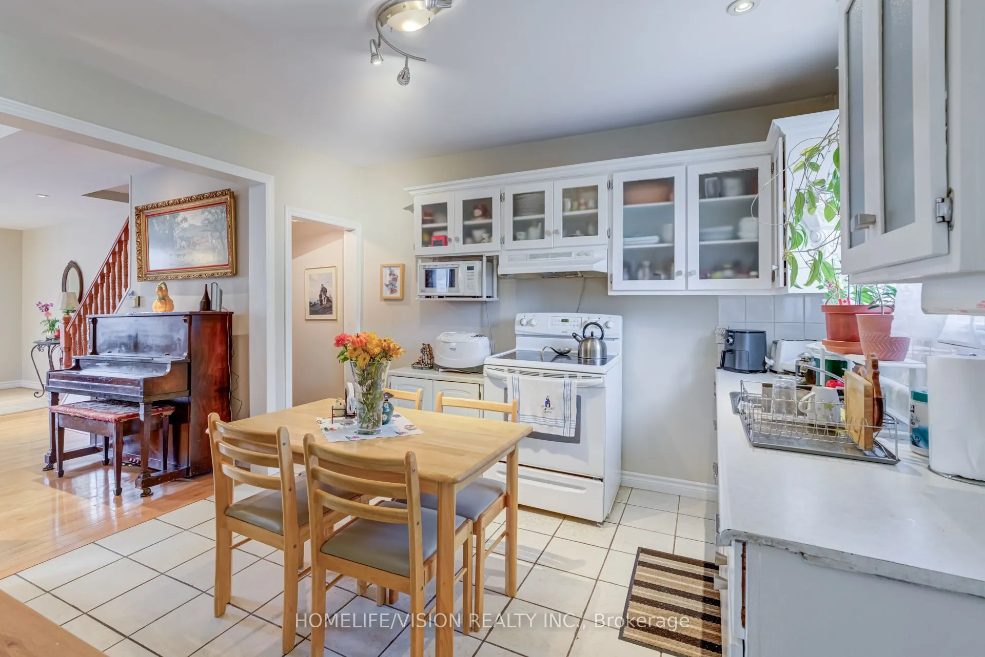 103 Gladstone Avenue