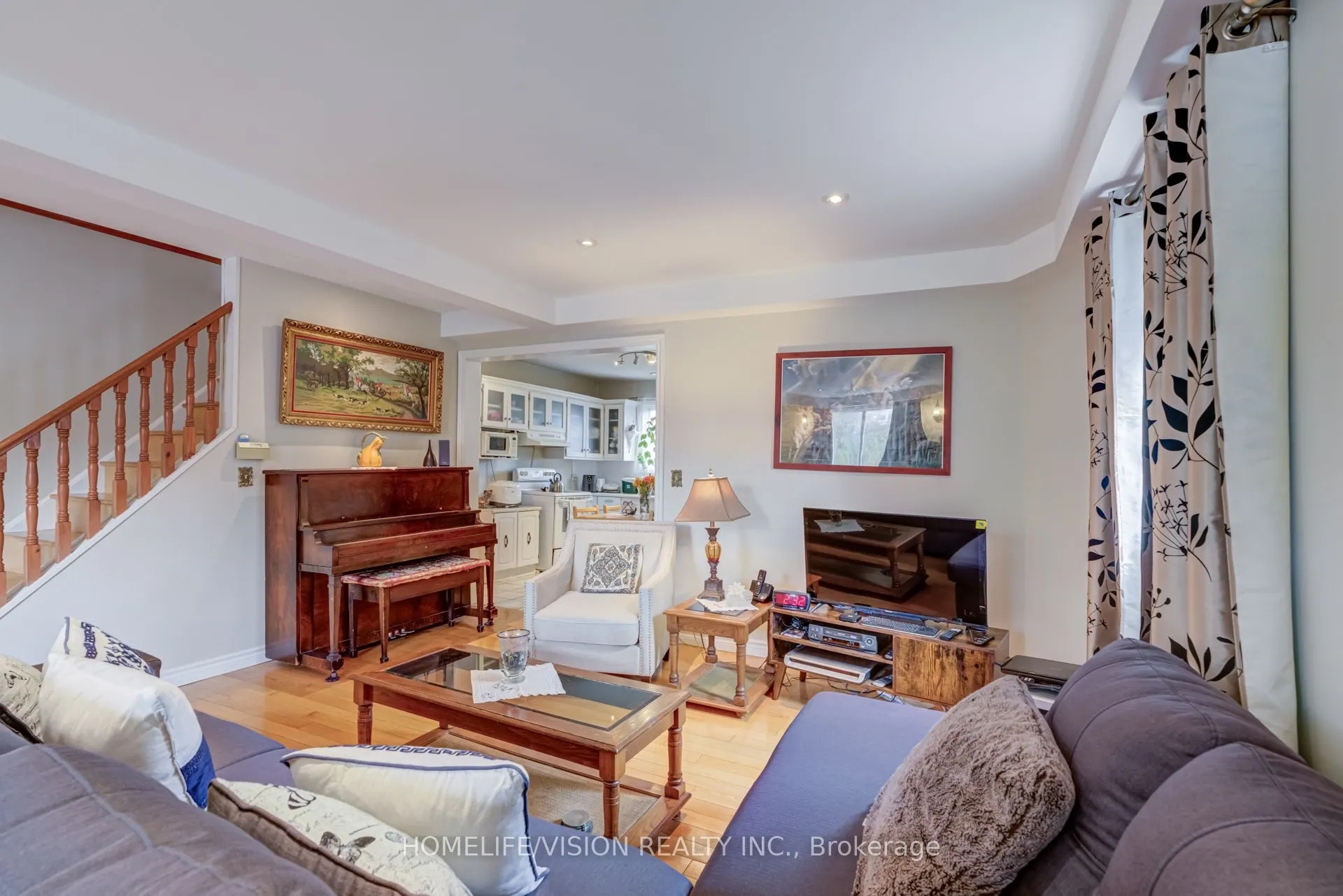 103 Gladstone Avenue