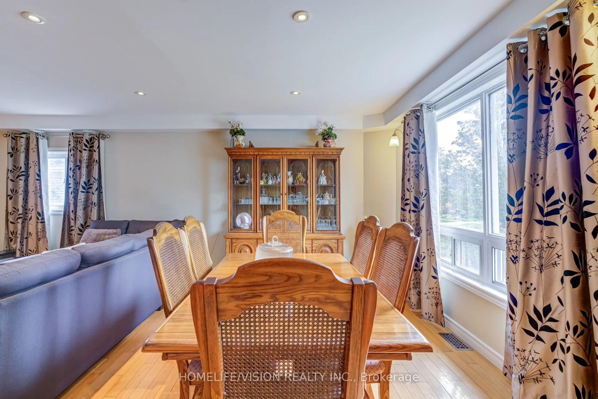 103 Gladstone Avenue