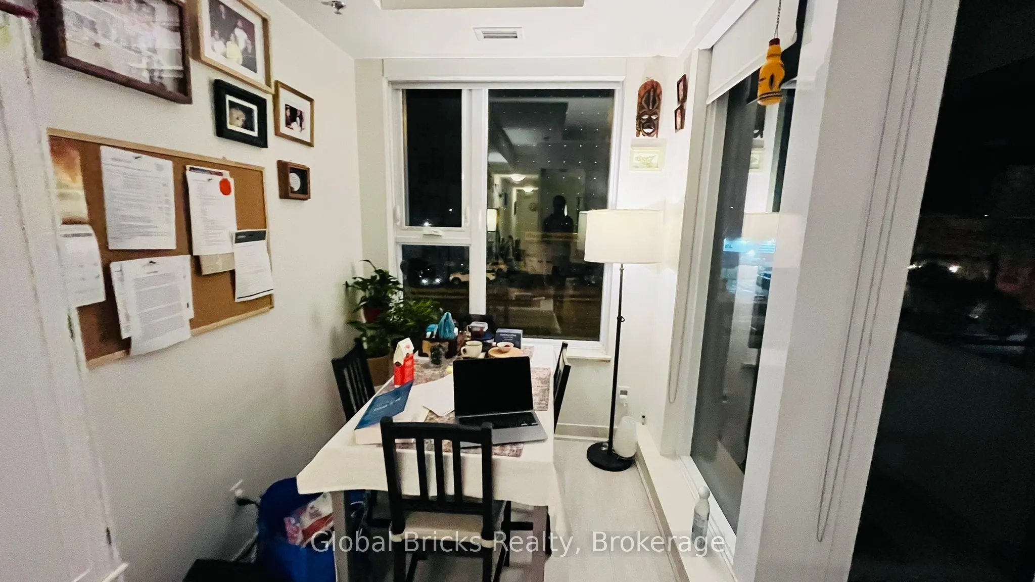 90 Glen Everest Road, #304