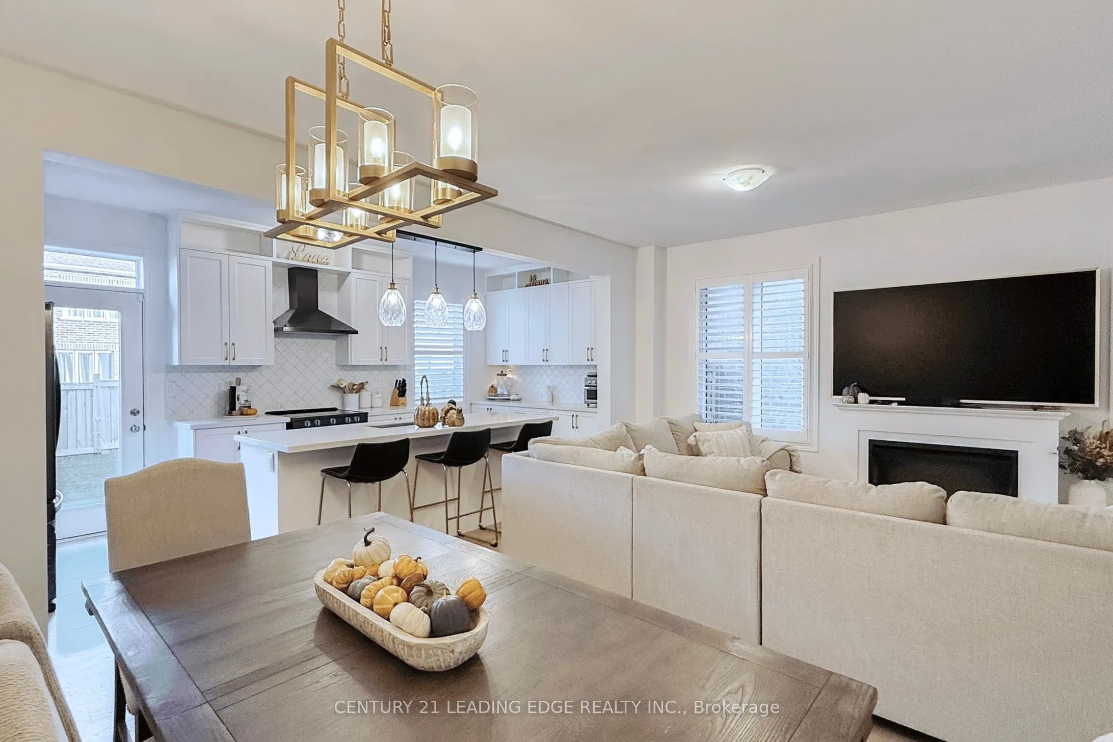 66 Fruitful Crescent