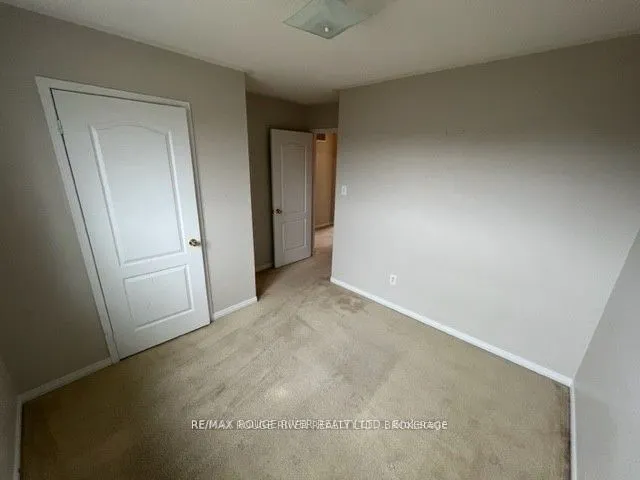 32 Puttingedge Drive