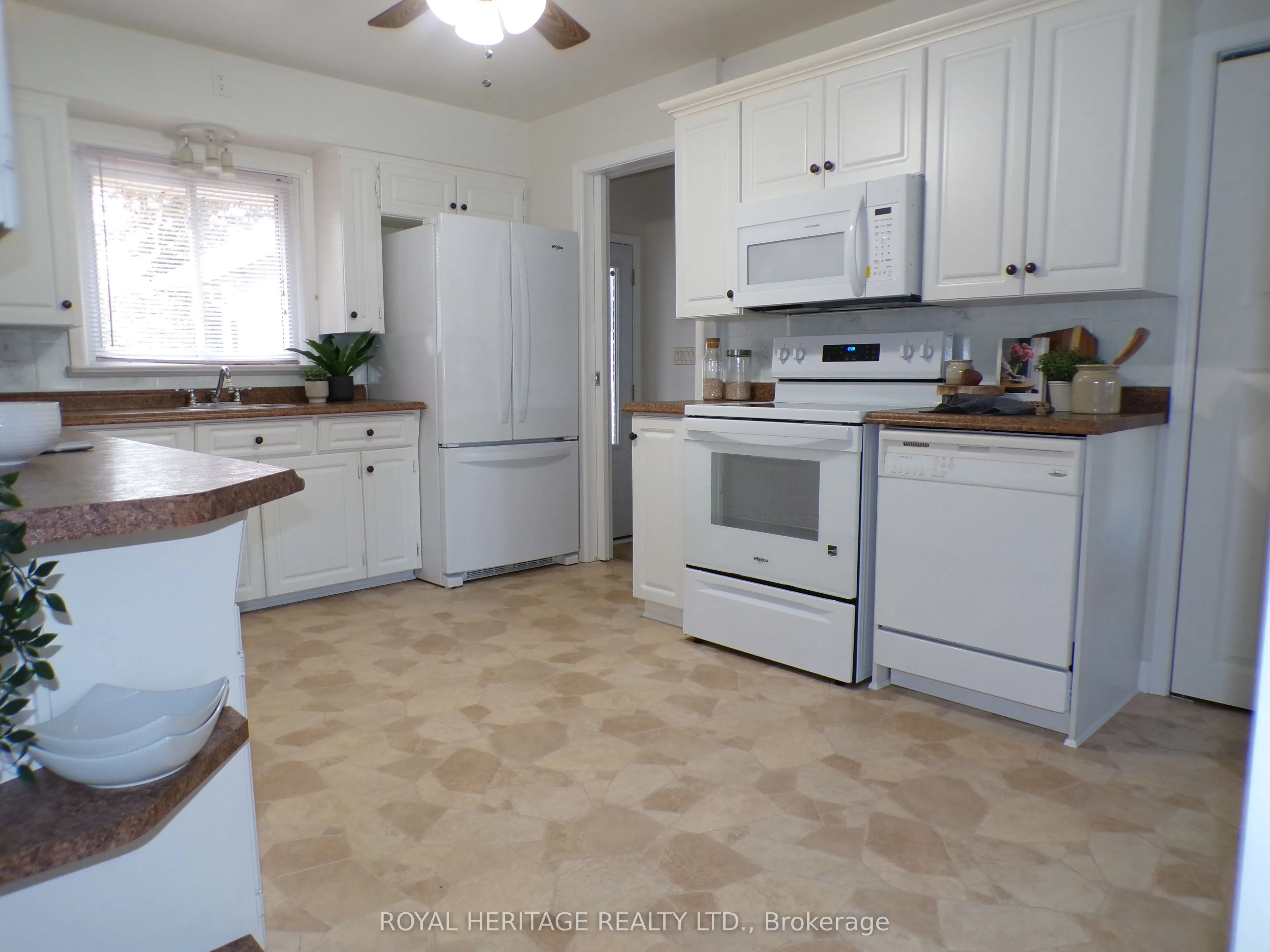 12 Darlington Boulevard