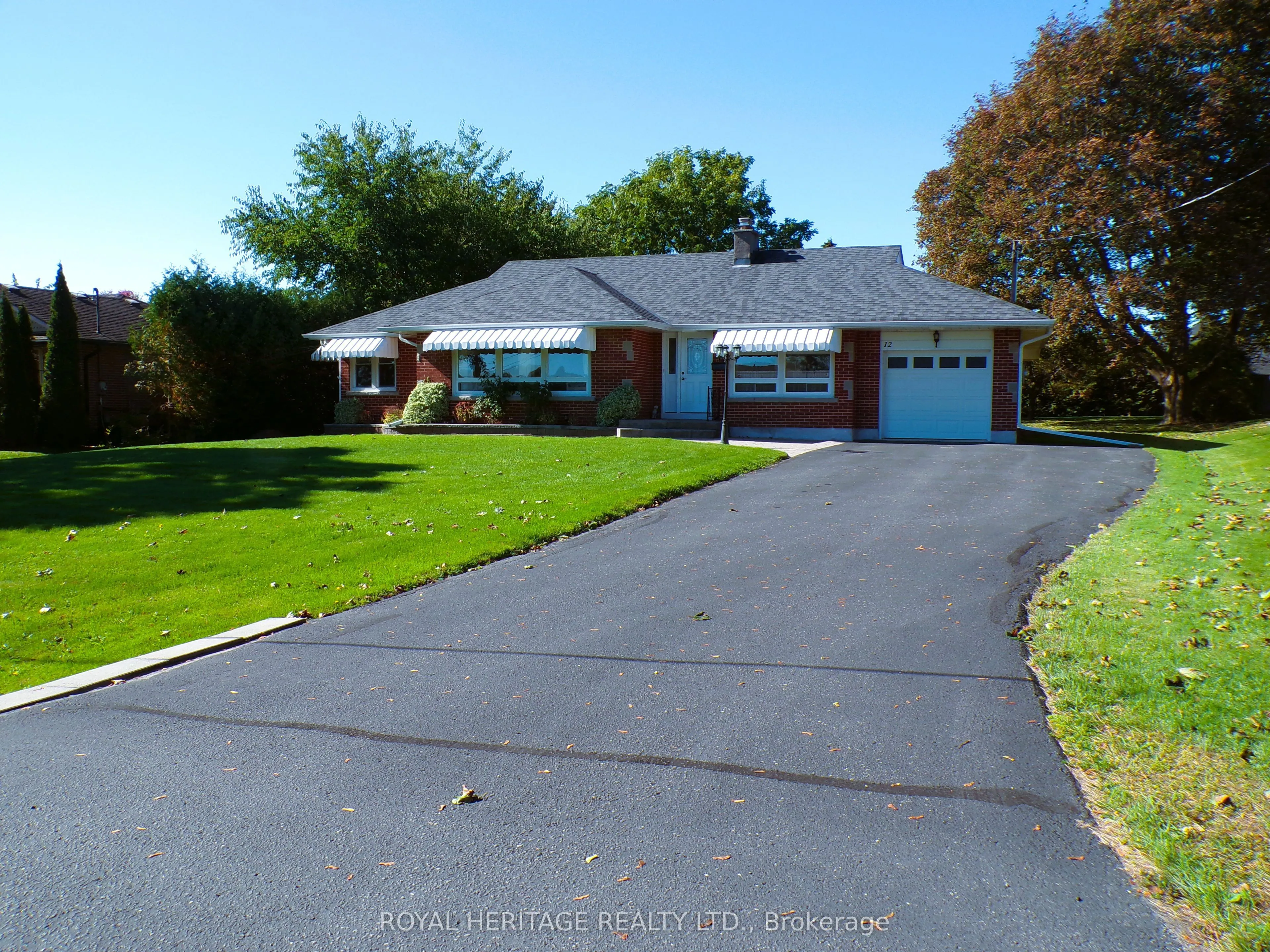 12 Darlington Boulevard