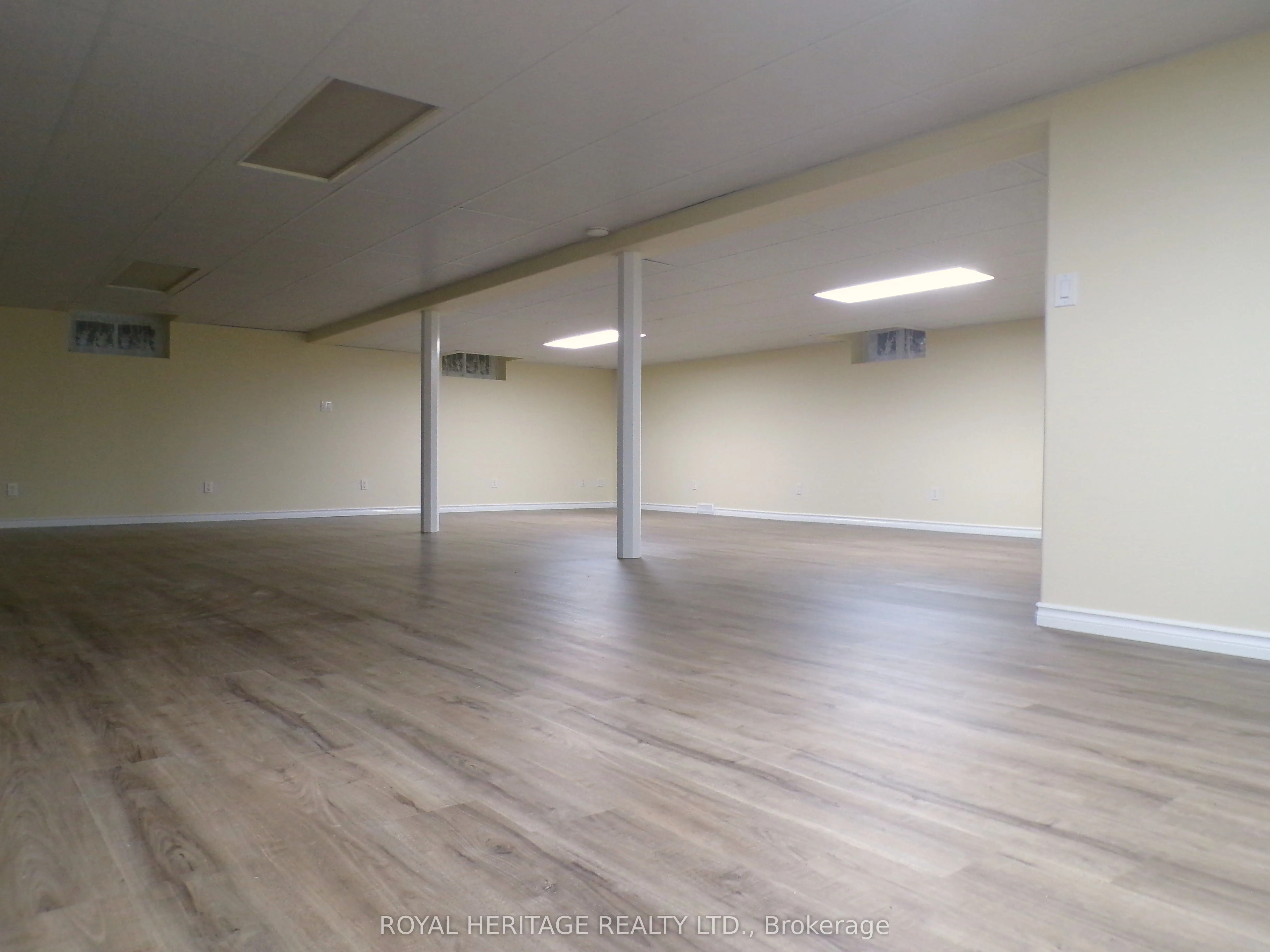 12 Darlington Boulevard