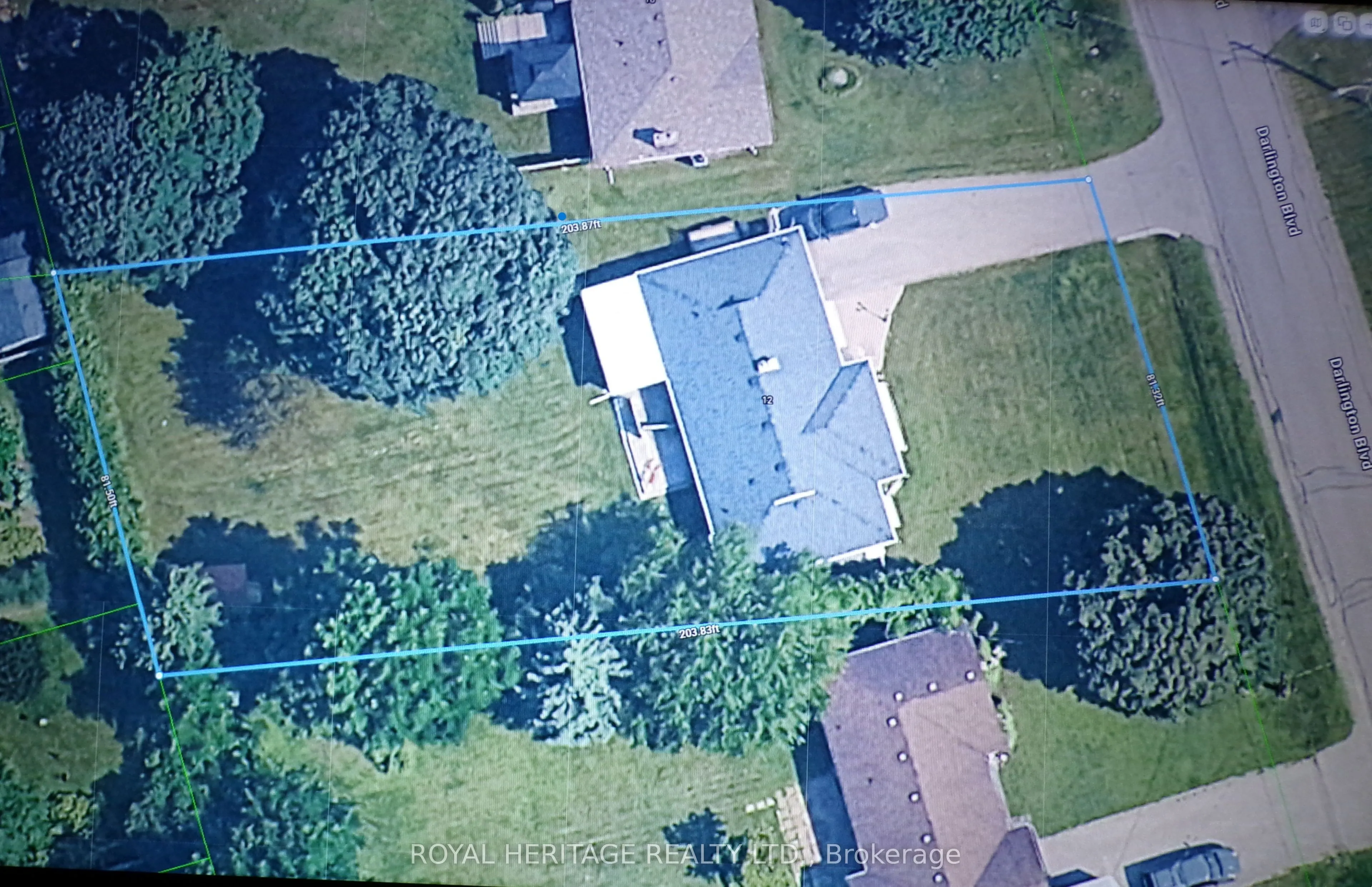 12 Darlington Boulevard