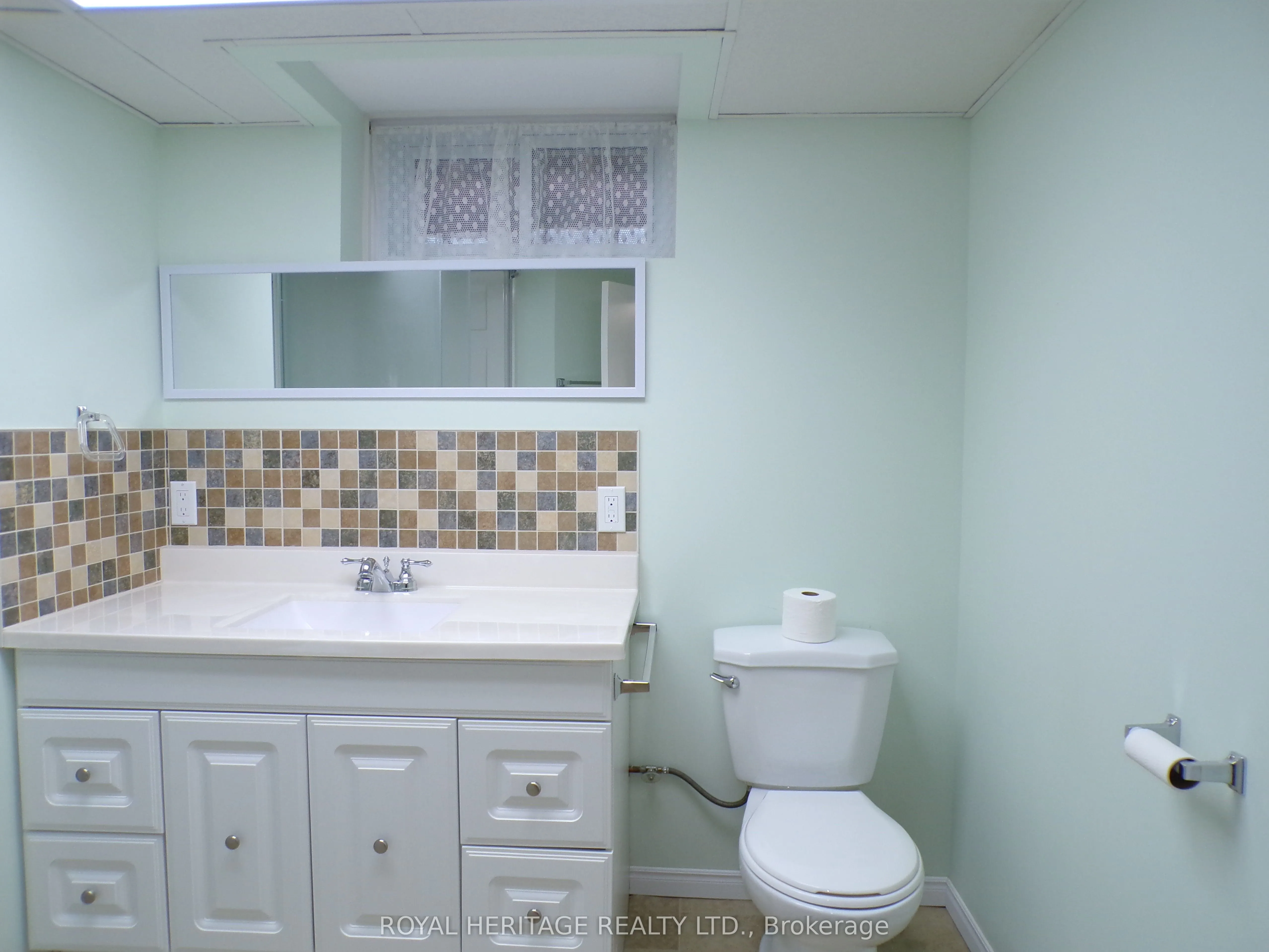 12 Darlington Boulevard