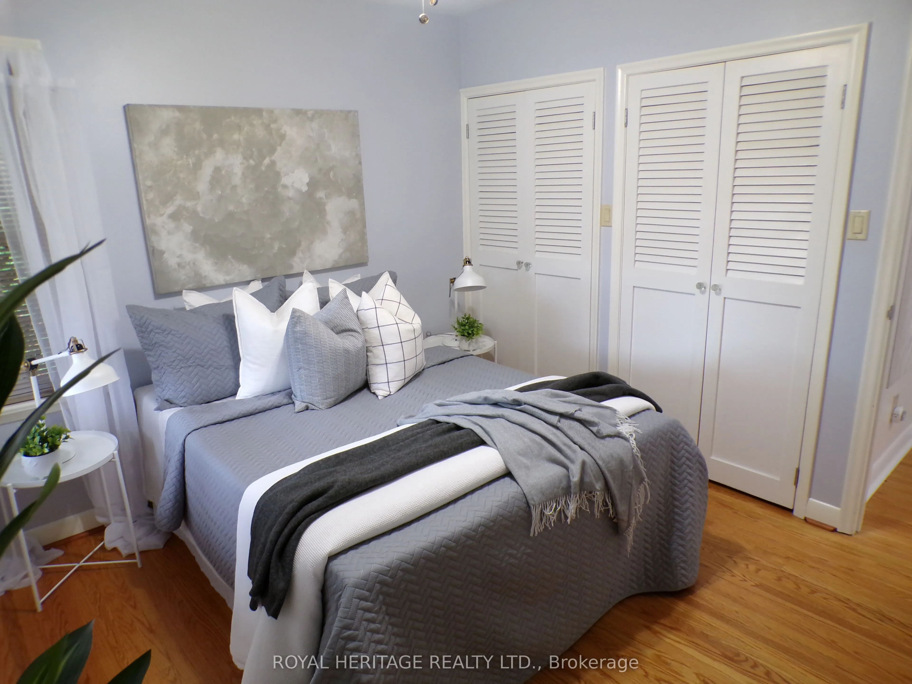 12 Darlington Boulevard