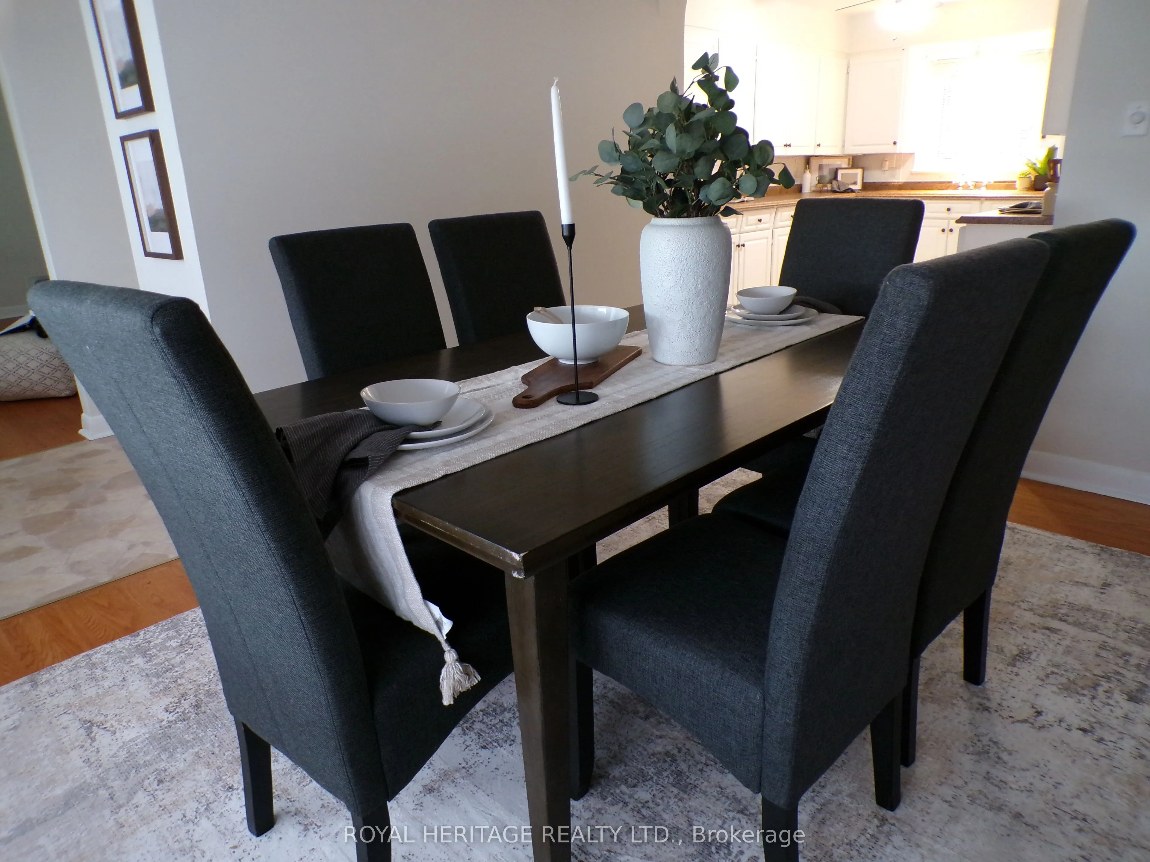 12 Darlington Boulevard