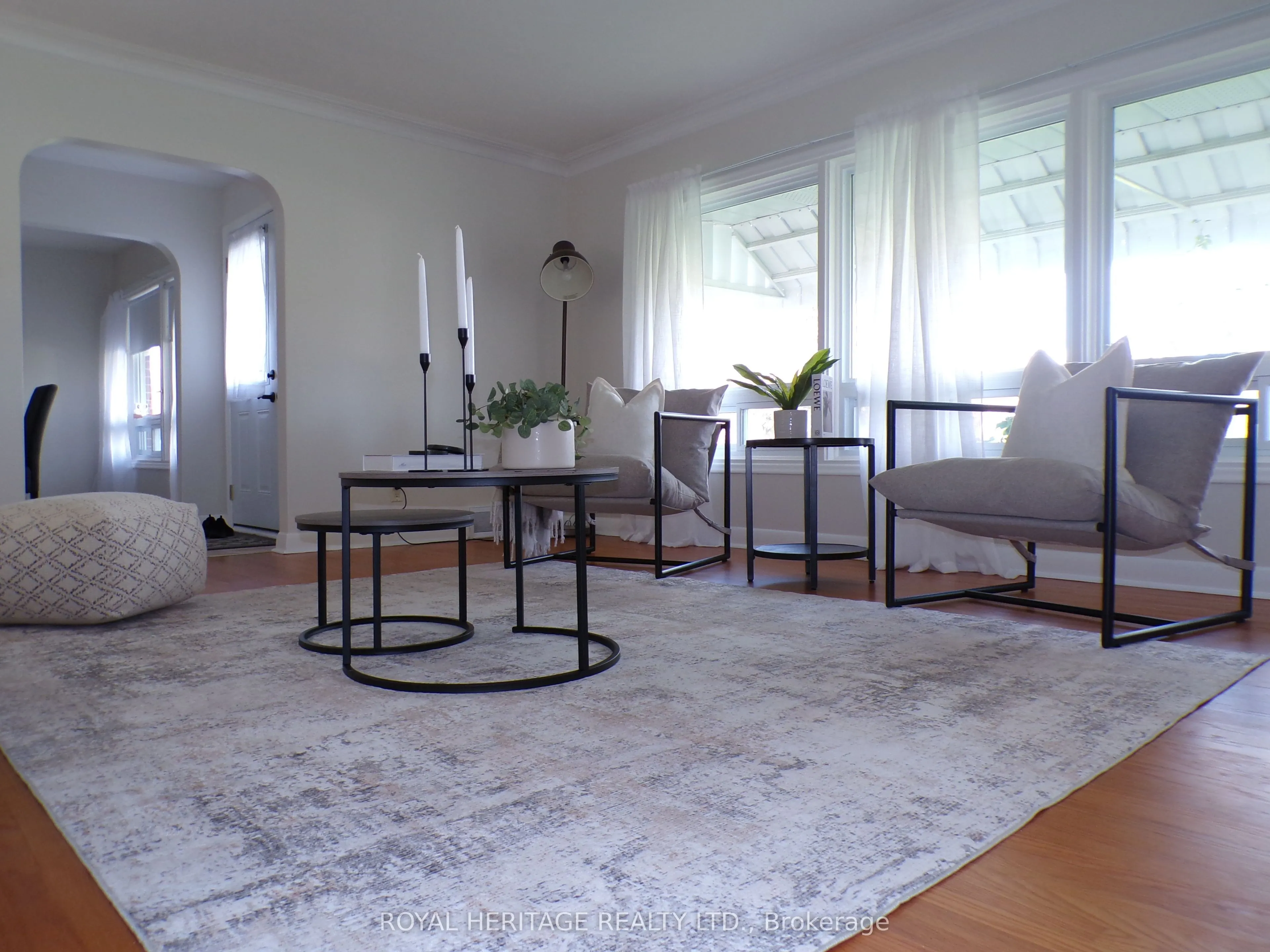 12 Darlington Boulevard