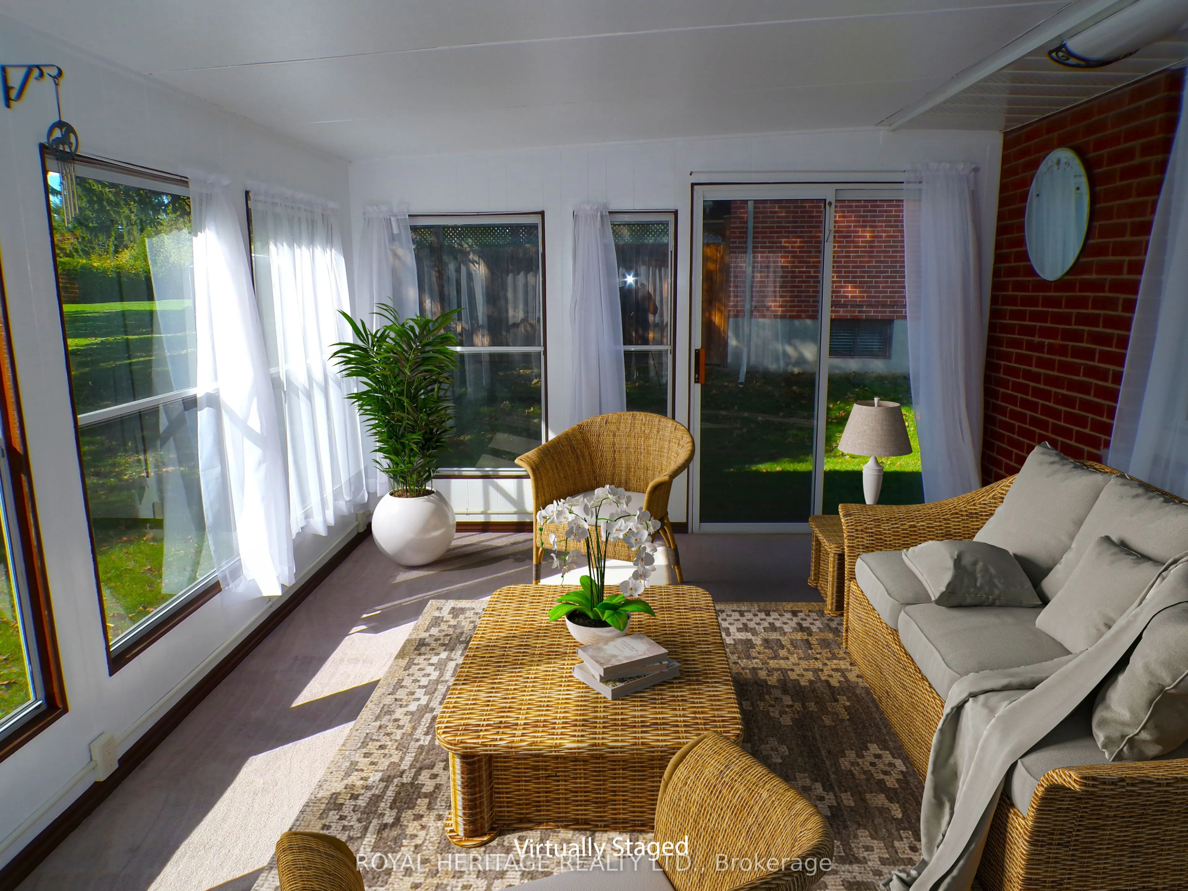 12 Darlington Boulevard