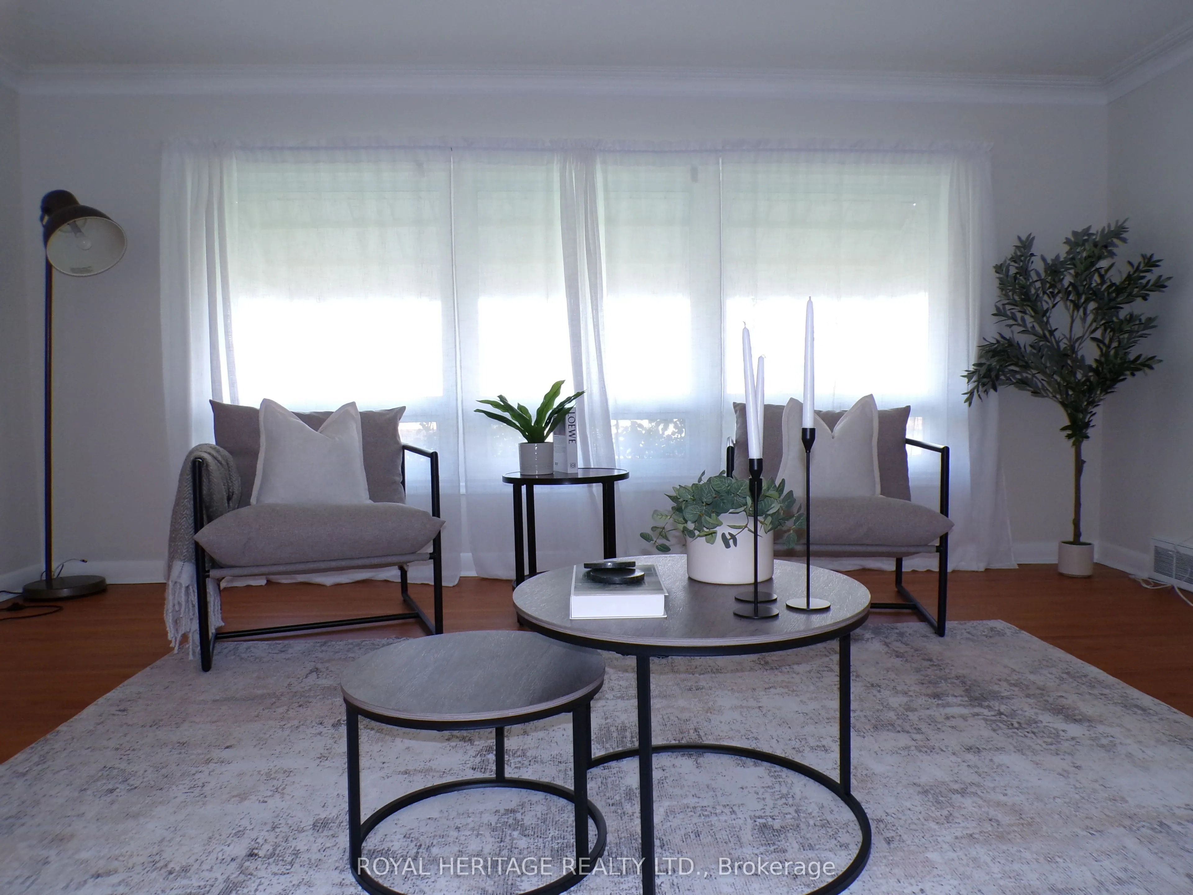 12 Darlington Boulevard