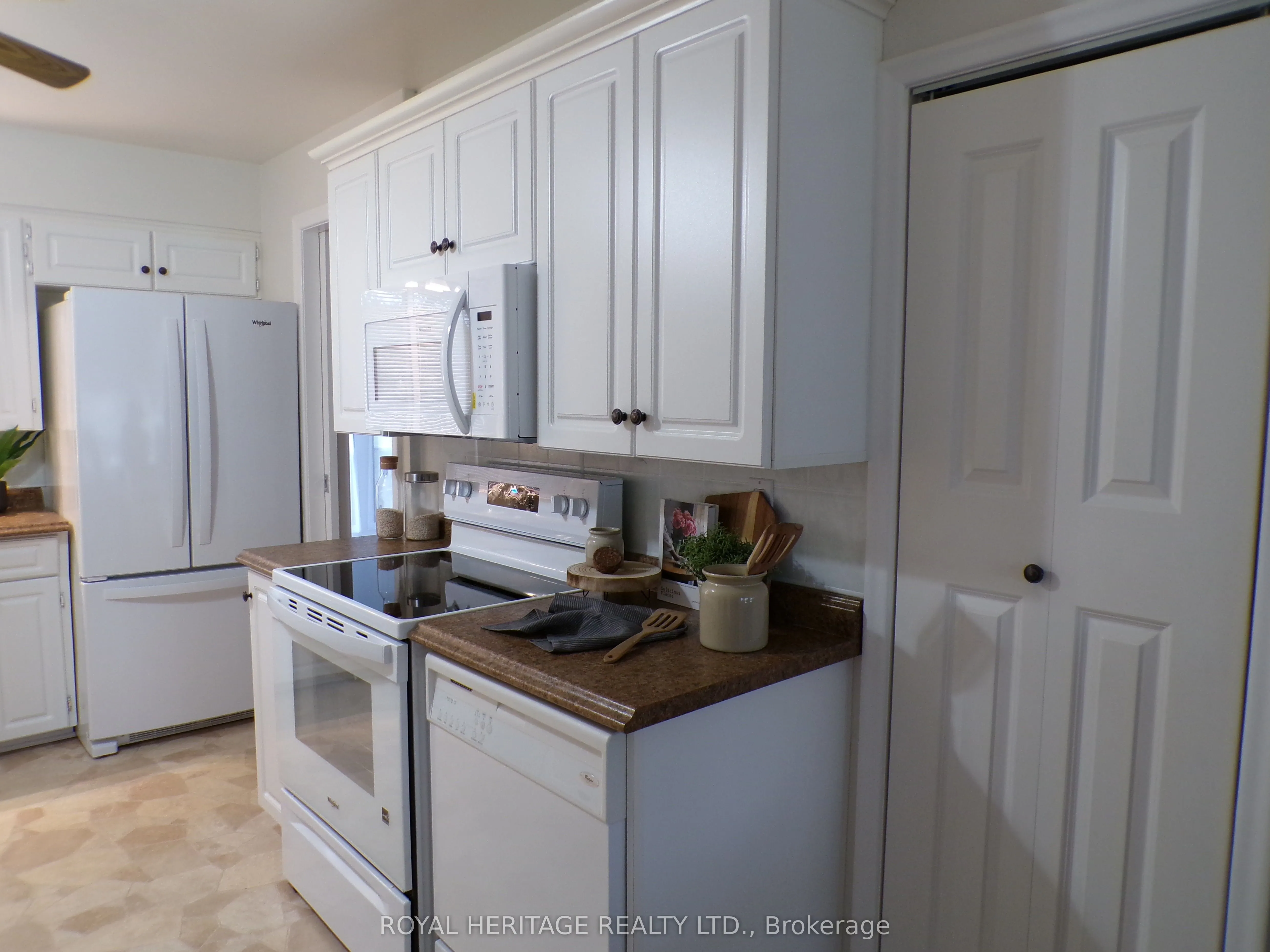 12 Darlington Boulevard