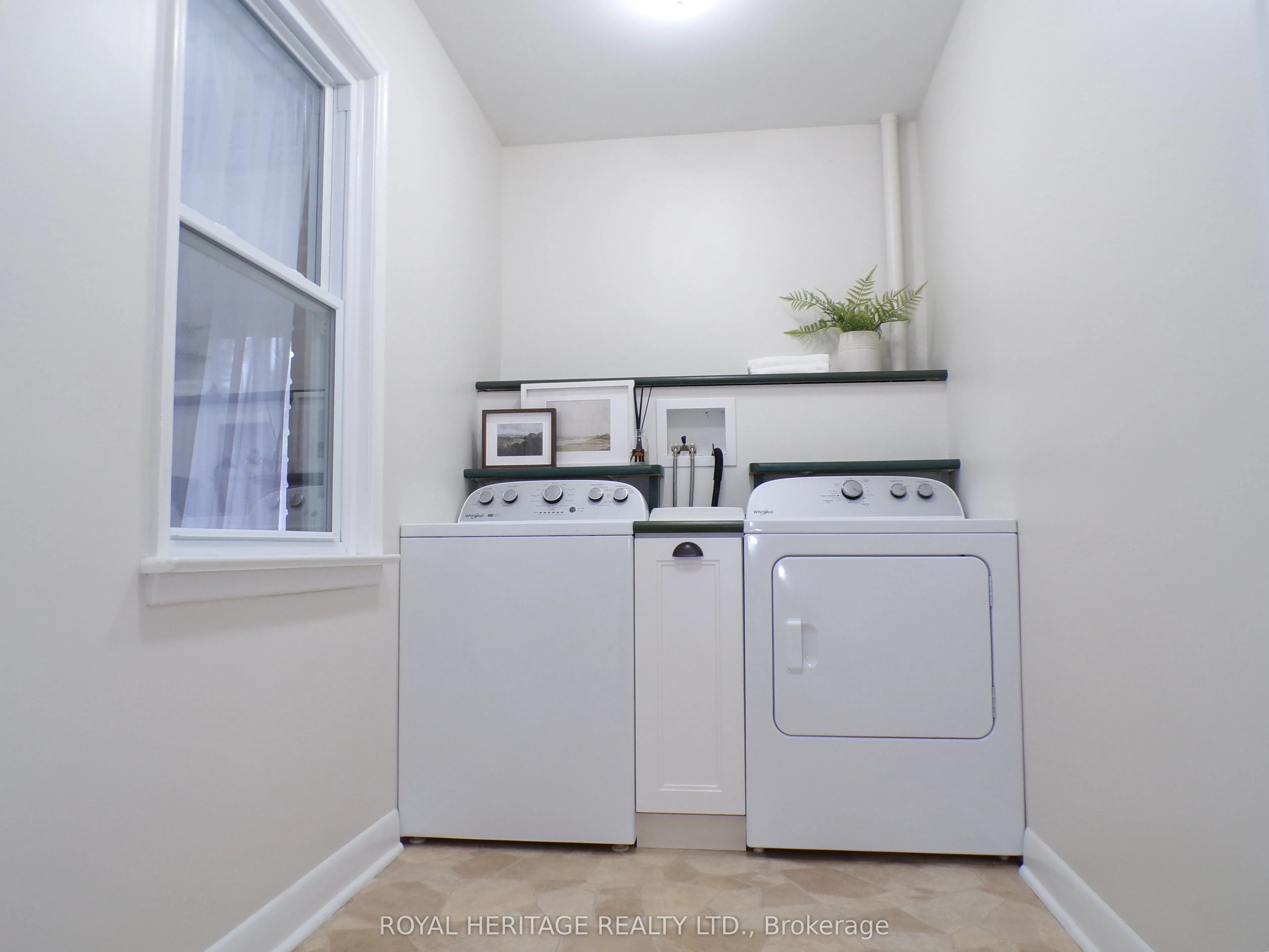 12 Darlington Boulevard