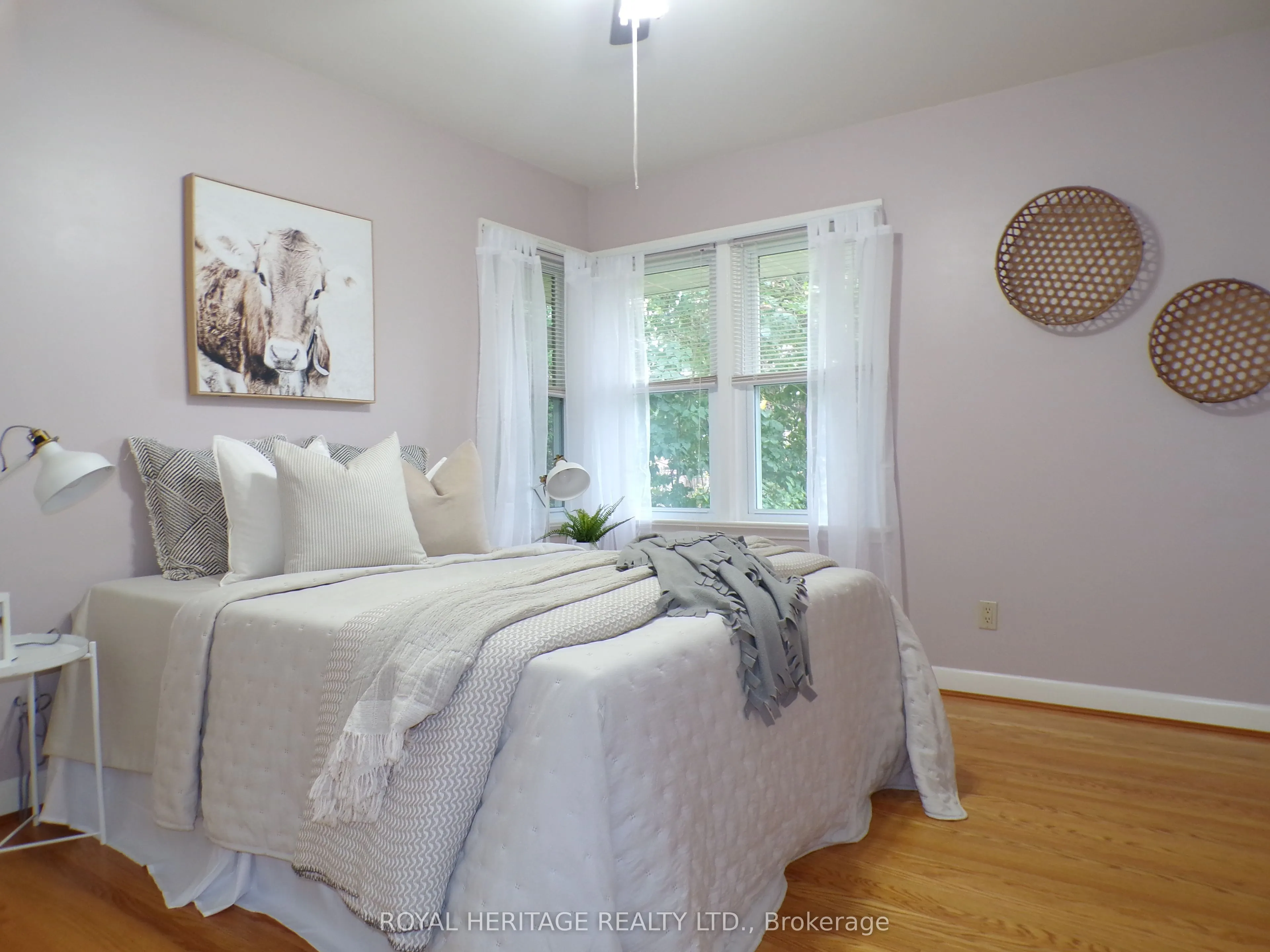 12 Darlington Boulevard