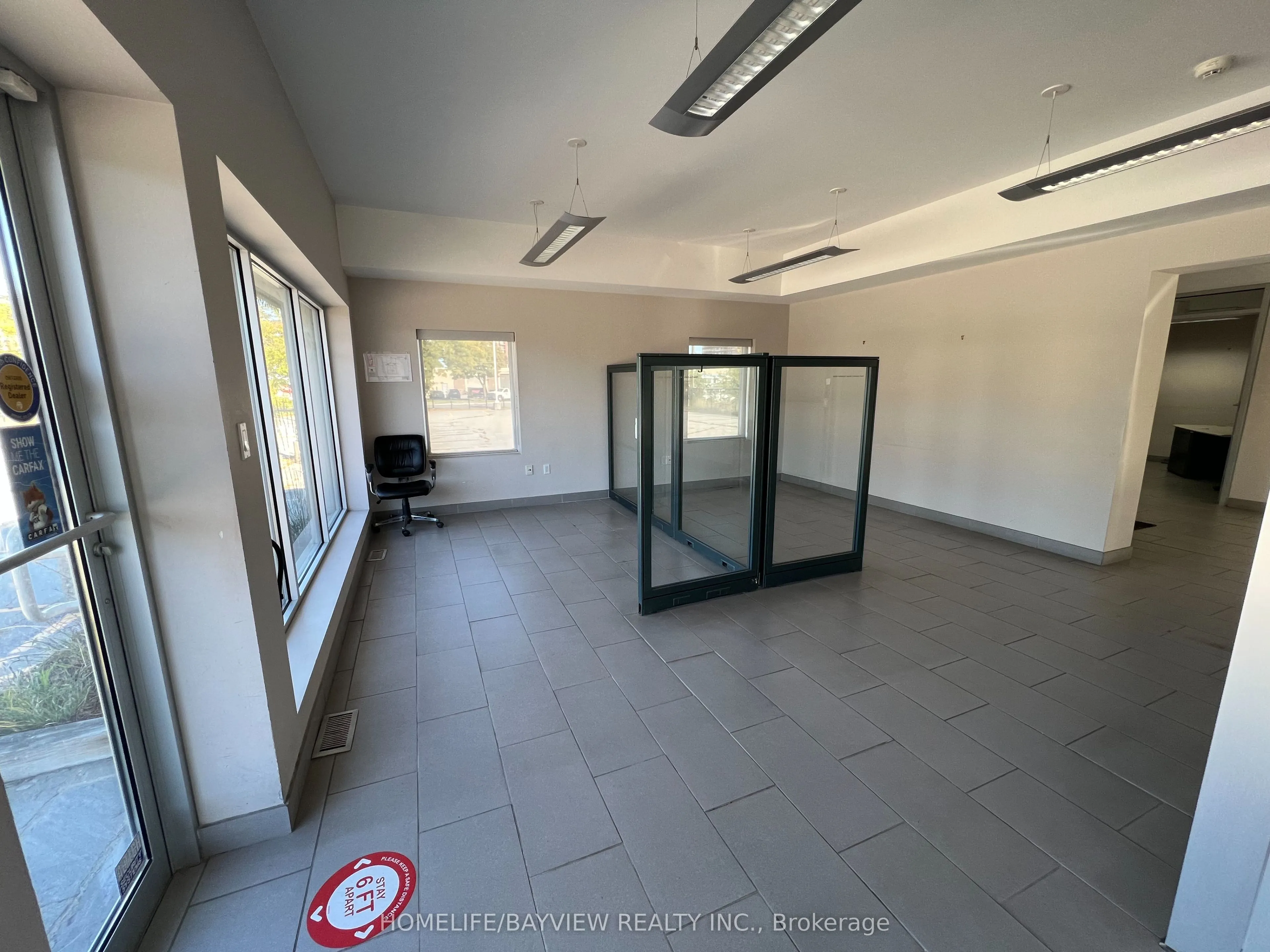 2851 Eglinton Avenue E