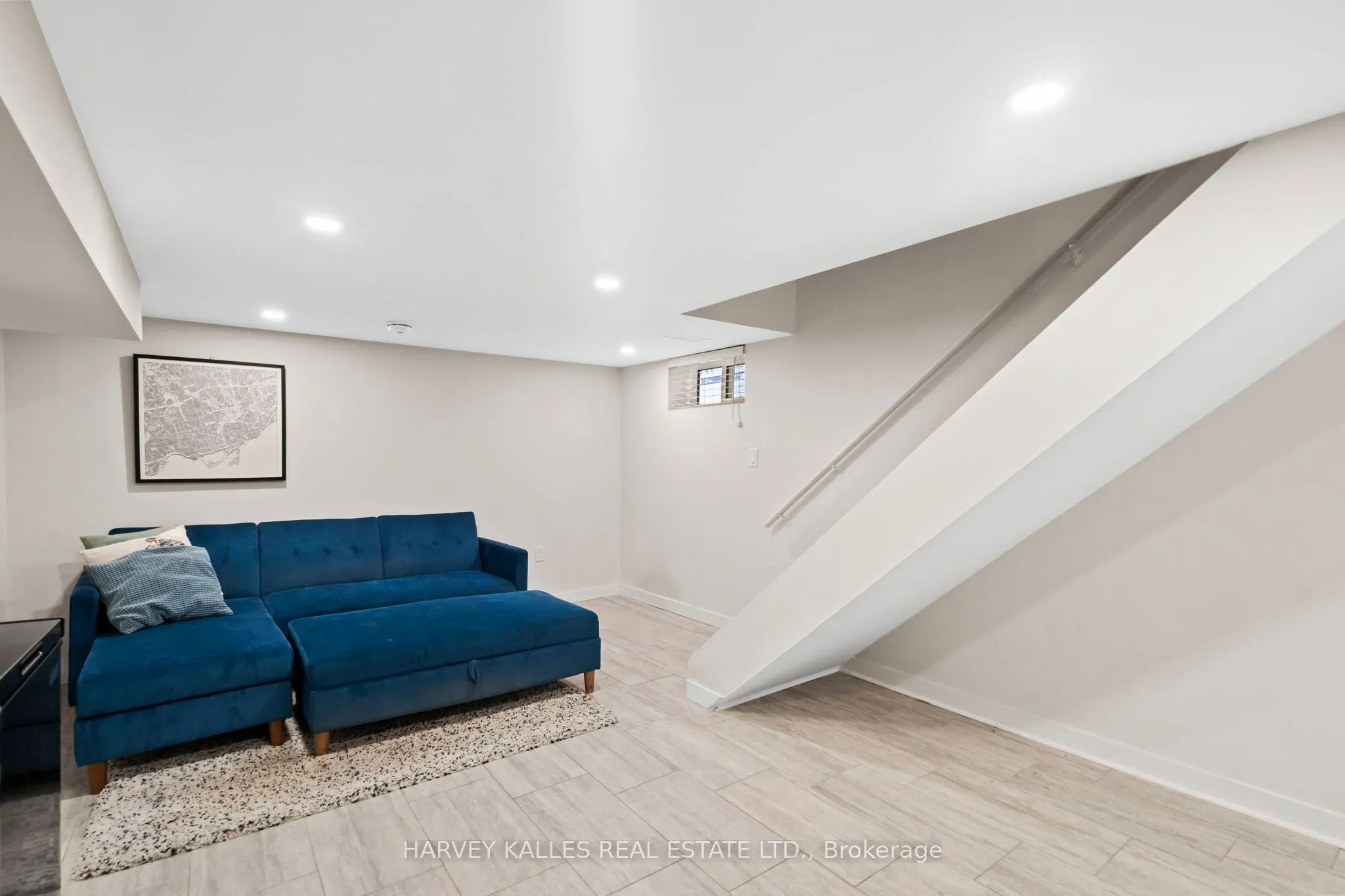 1254 Woodbine Avenue