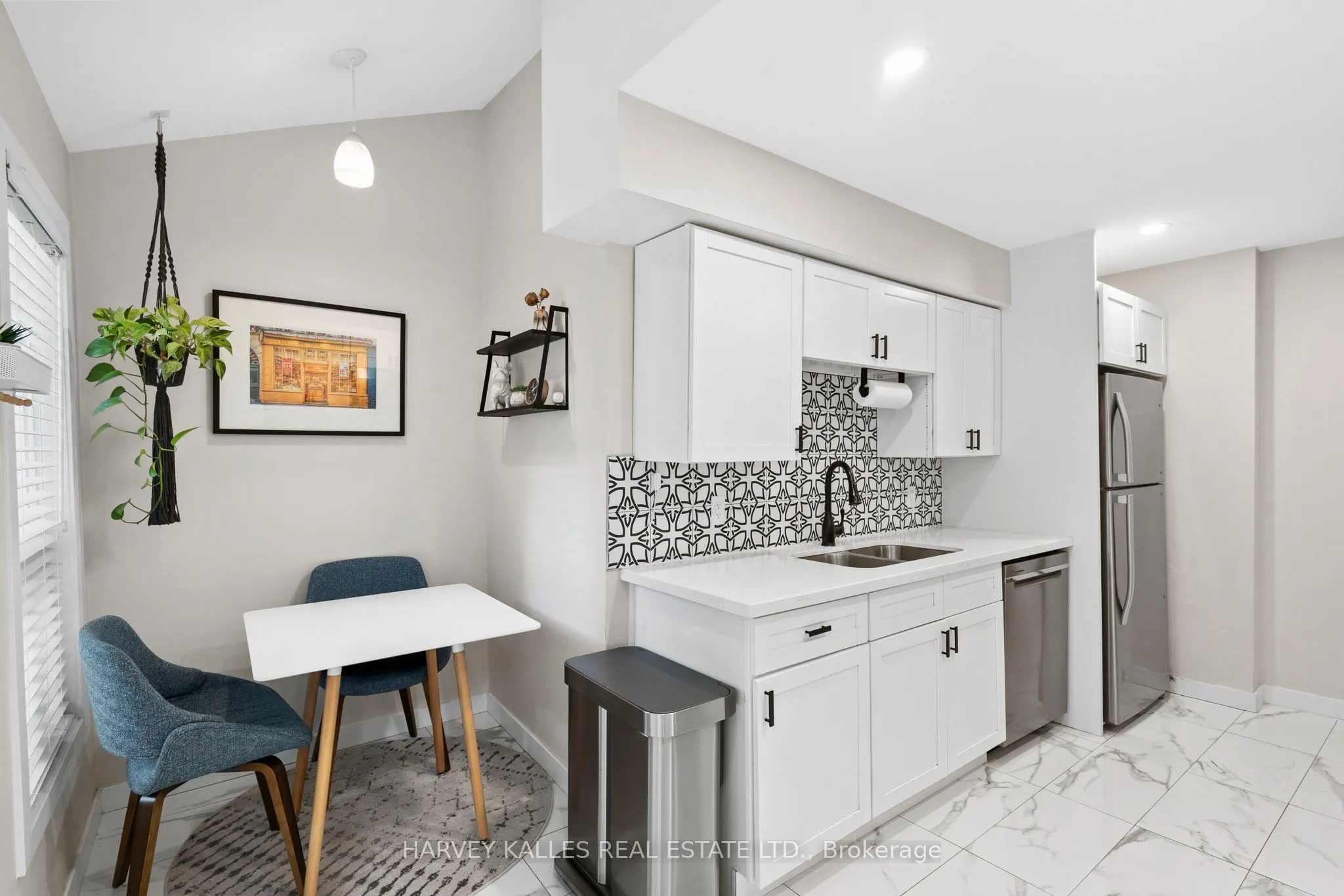 1254 Woodbine Avenue